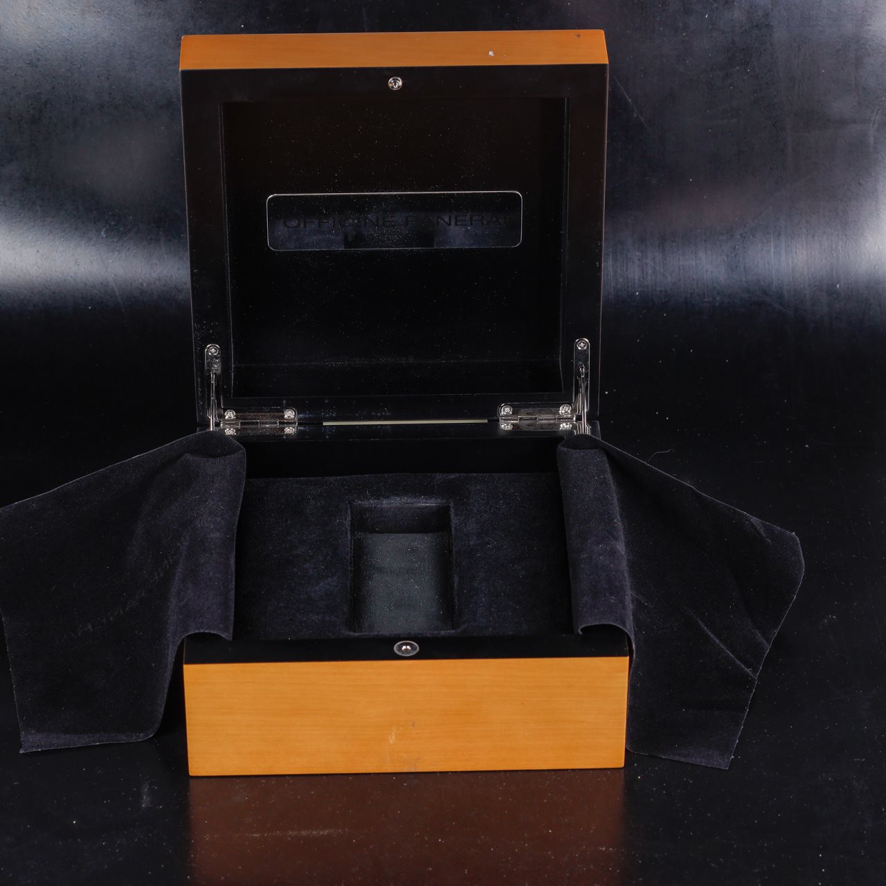 Exel Watches Luminor Base Logo 14