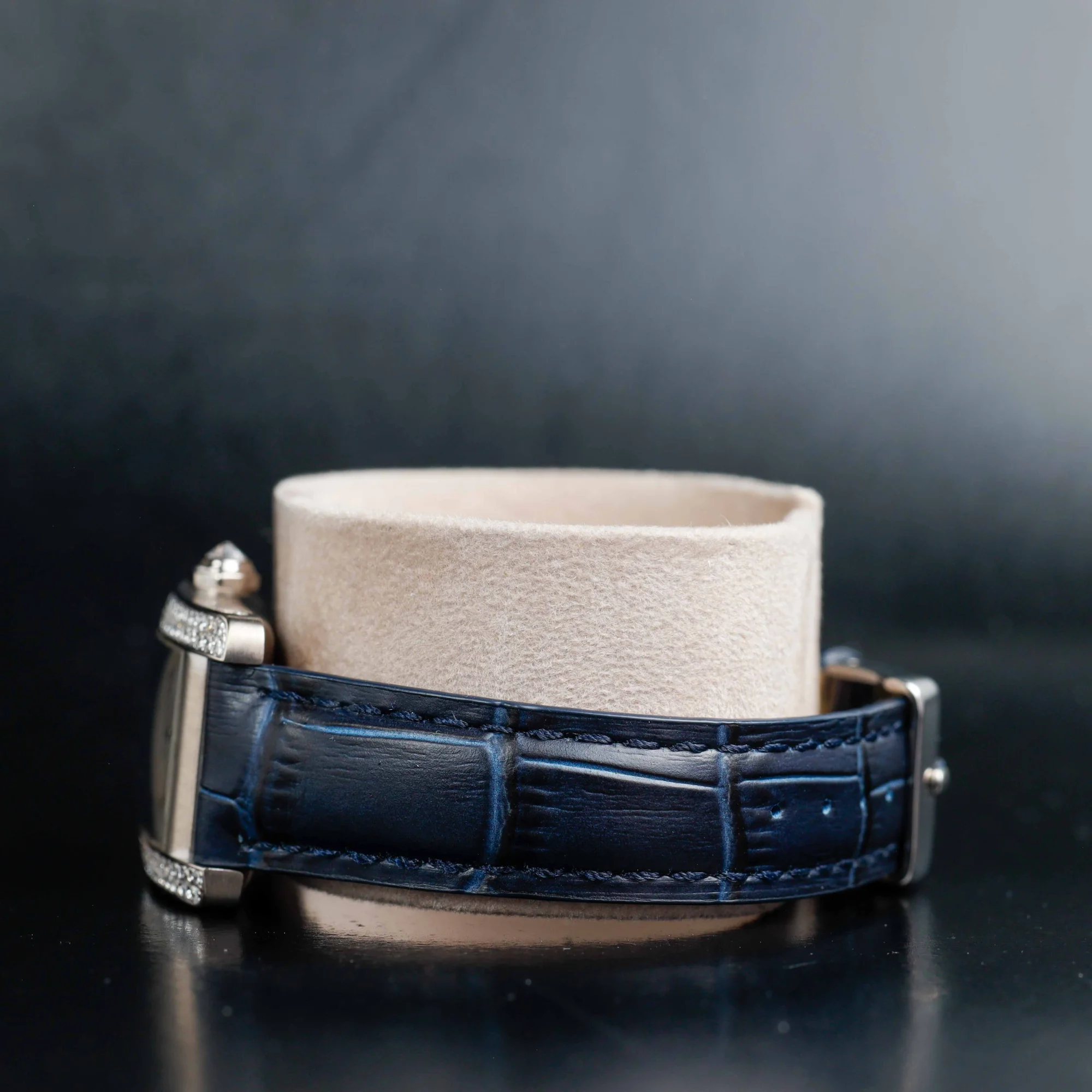 Cartier Tank Américaine With Natural Diamonds Customization oro bianco 3