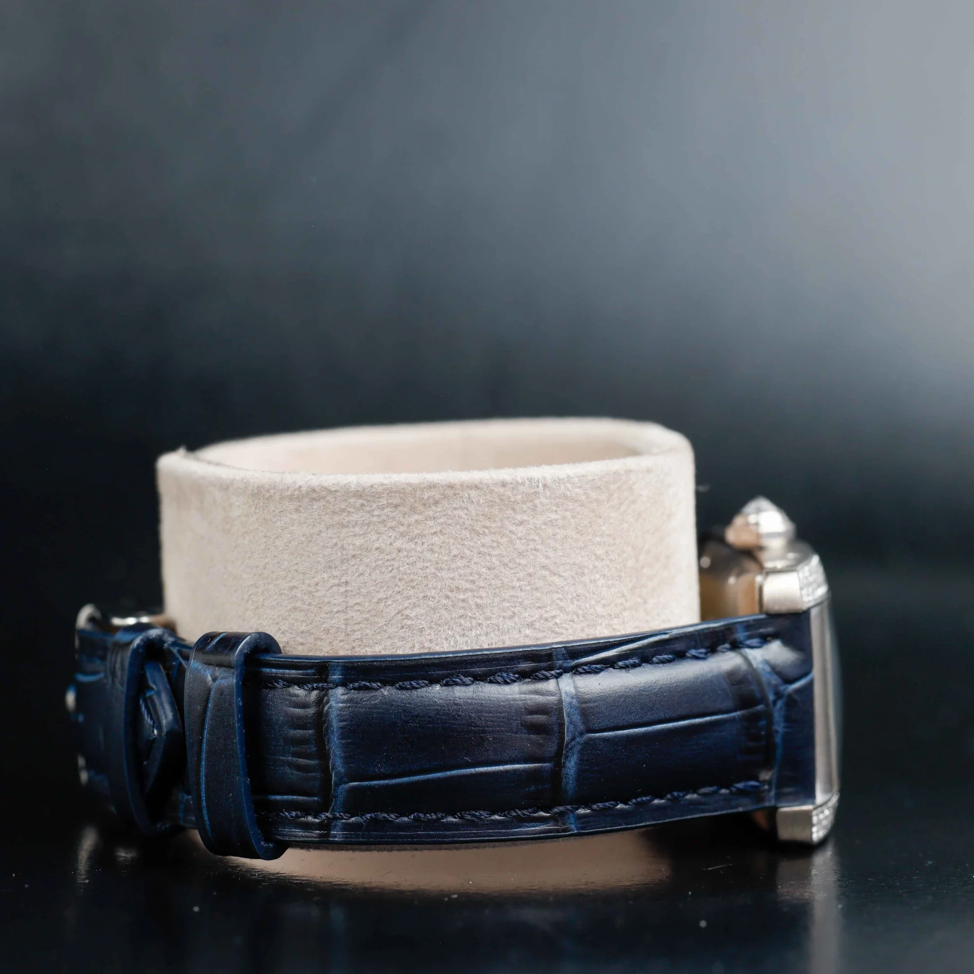 Cartier Tank Américaine With Natural Diamonds Customization oro bianco 5