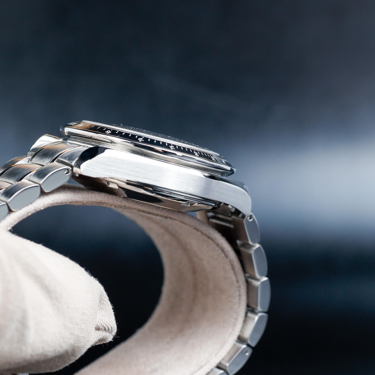 Exel Watches Speedmaster Date 6