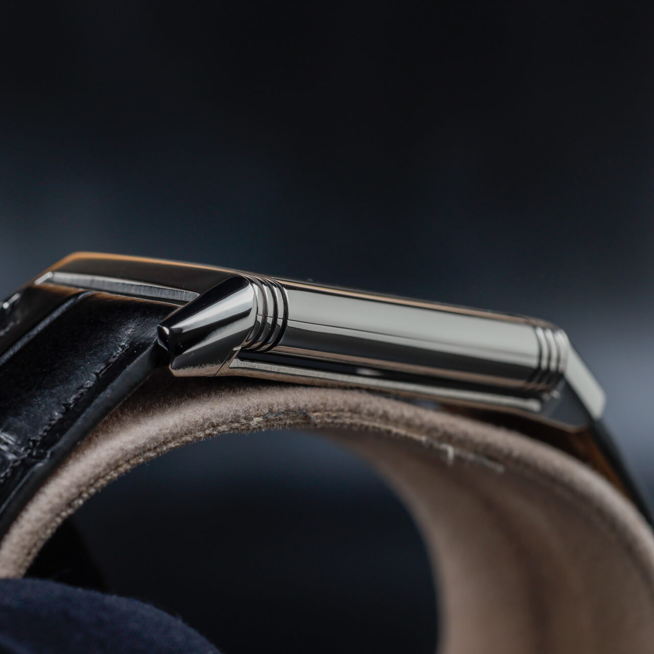 Exel Watches Reverso Classic Small 6