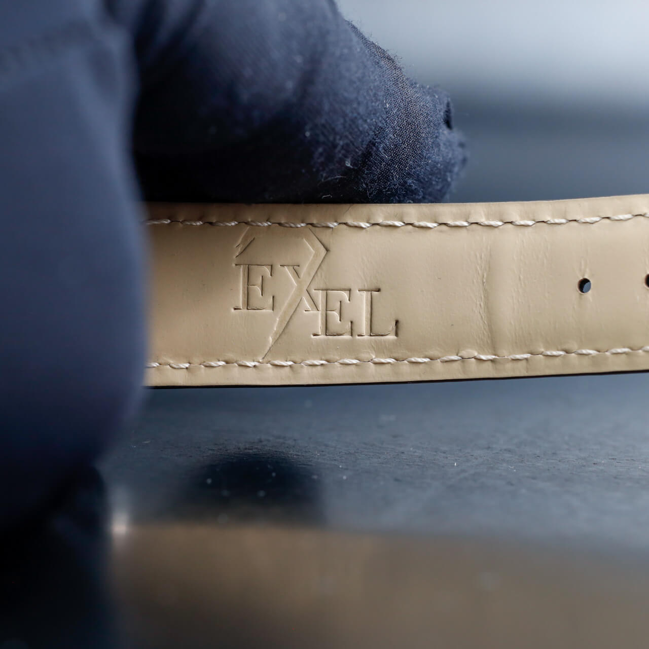 Exel Watches Reverso Classic Small 11