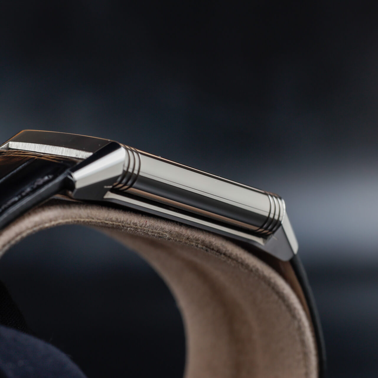 Exel Watches Reverso Classic Small 6