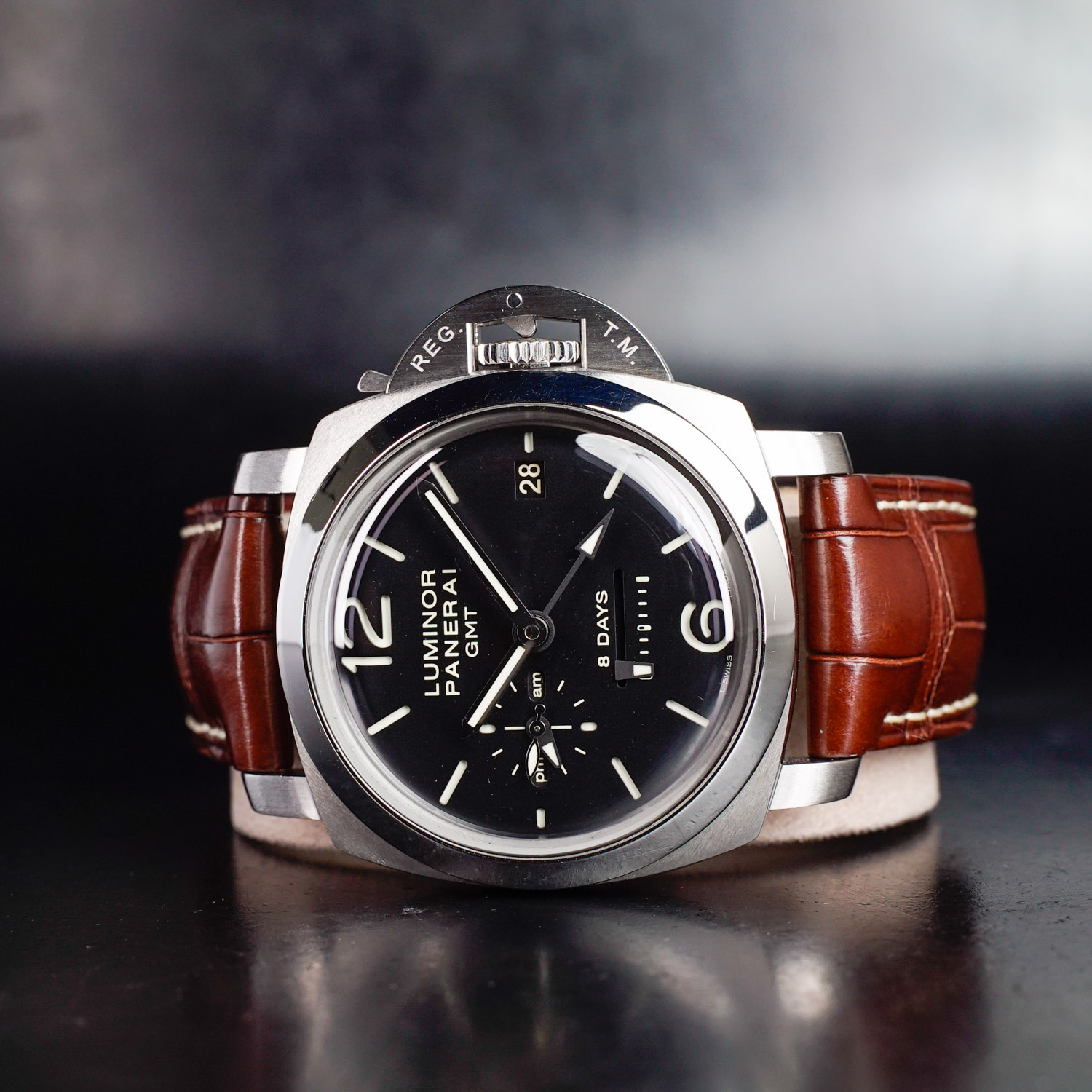 Panerai Luminor 1950 8 Days Gmt acier 2