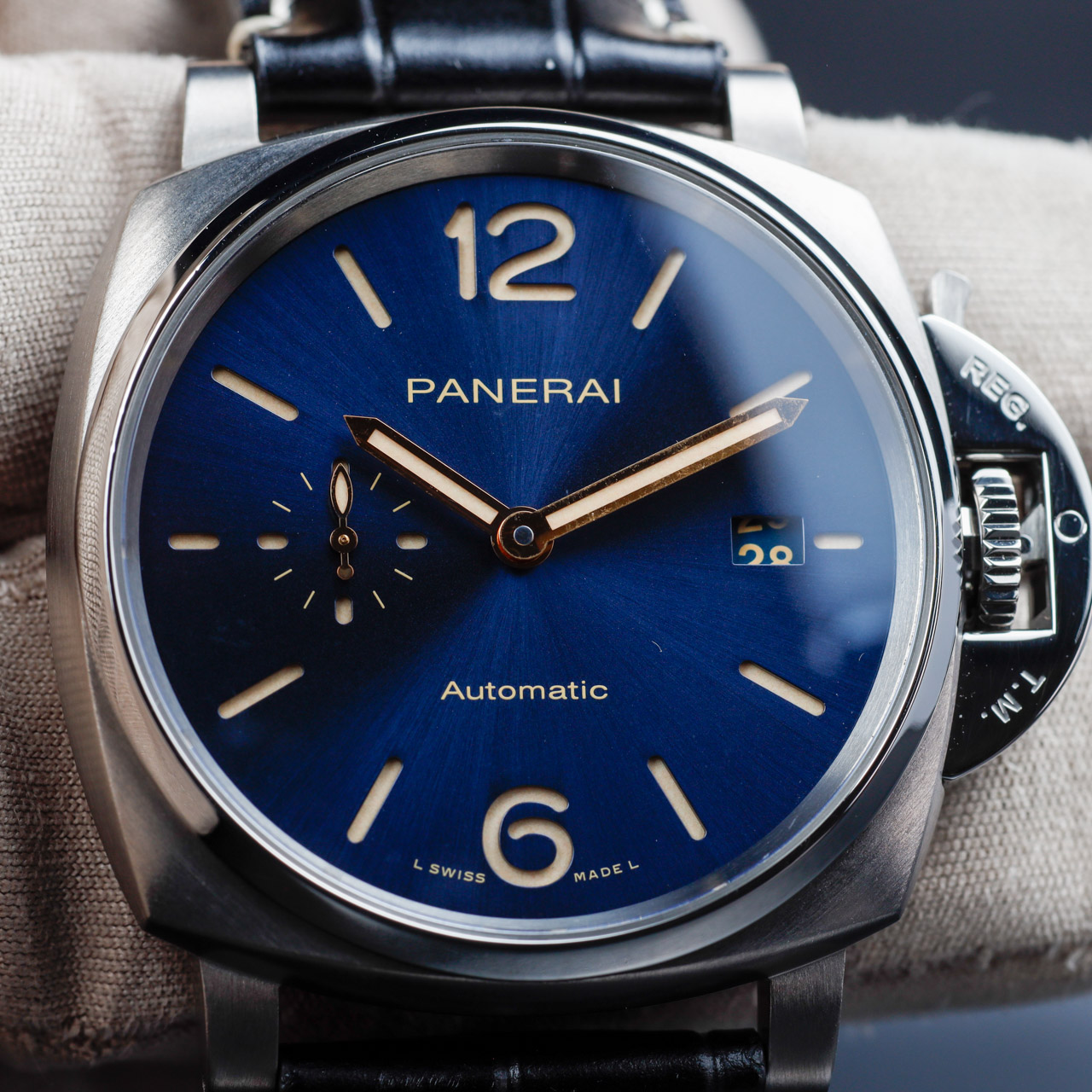 Exel Watches LUMINOR TWO 8