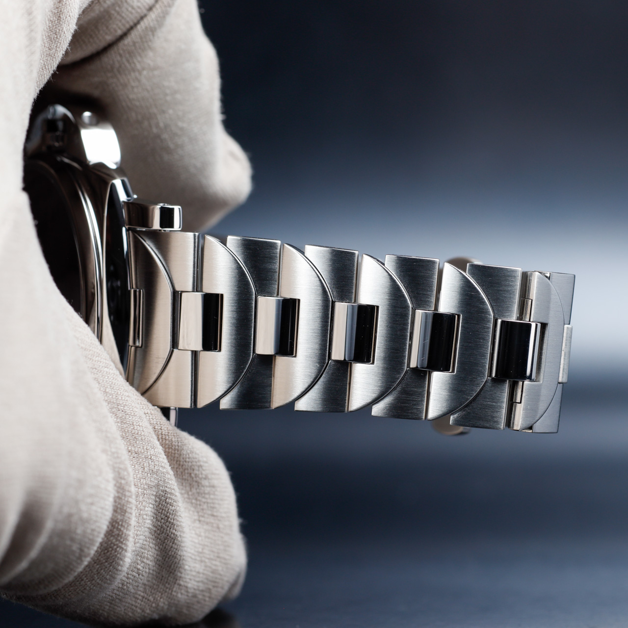 Exel Watches LUMINOR TWO 9