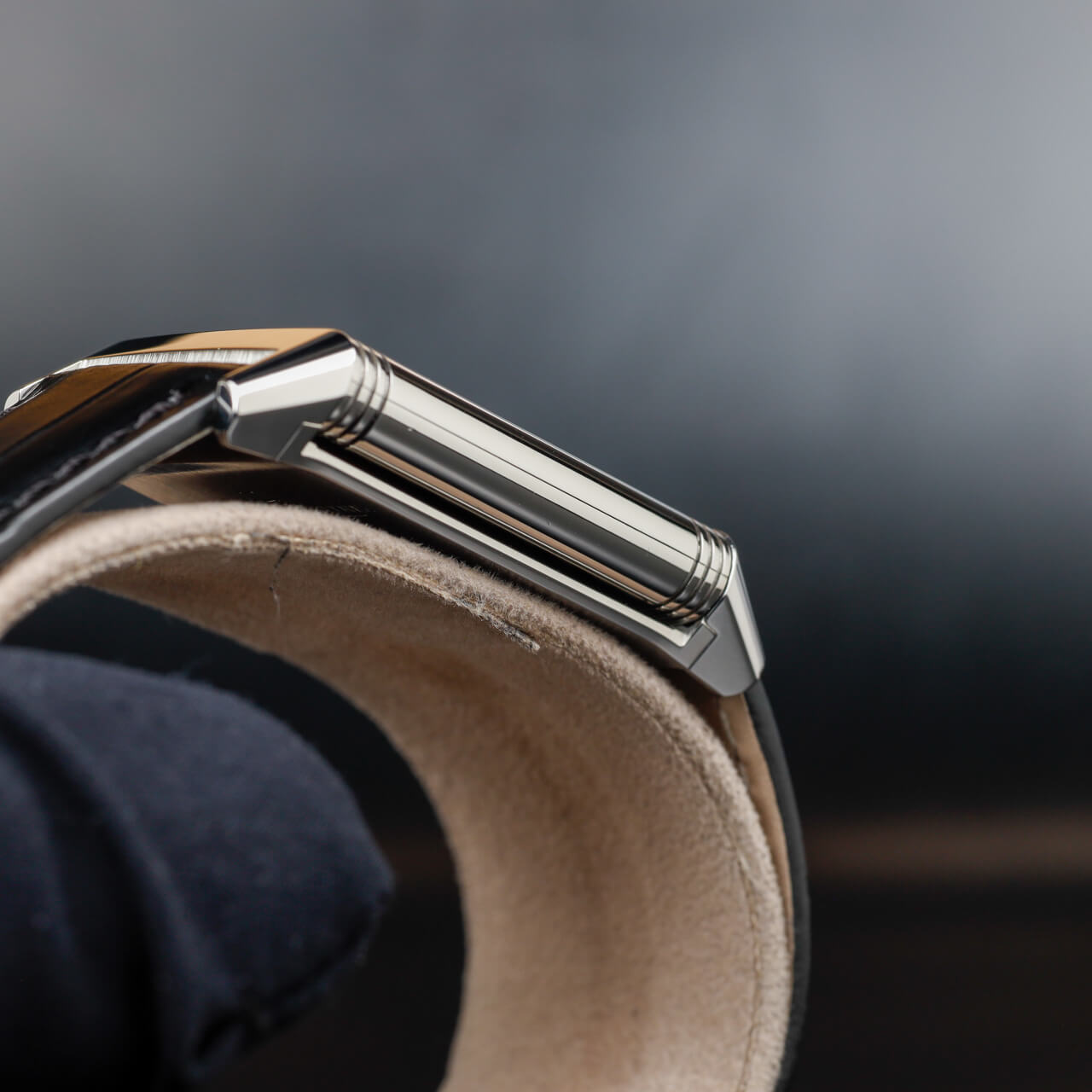 Exel Watches Reverso Classic Small 6