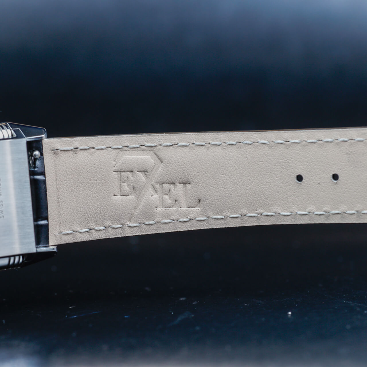 Exel Watches Reverso Classic Small 11