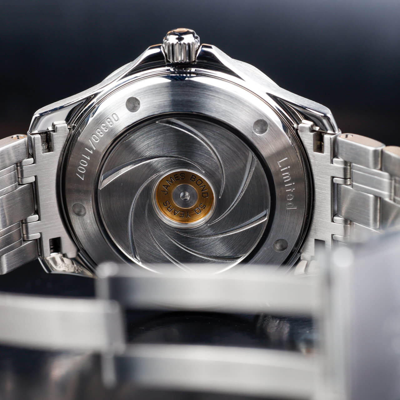 Exel Watches Seamaster Diver 300M “James Bond Limited Edition” 11