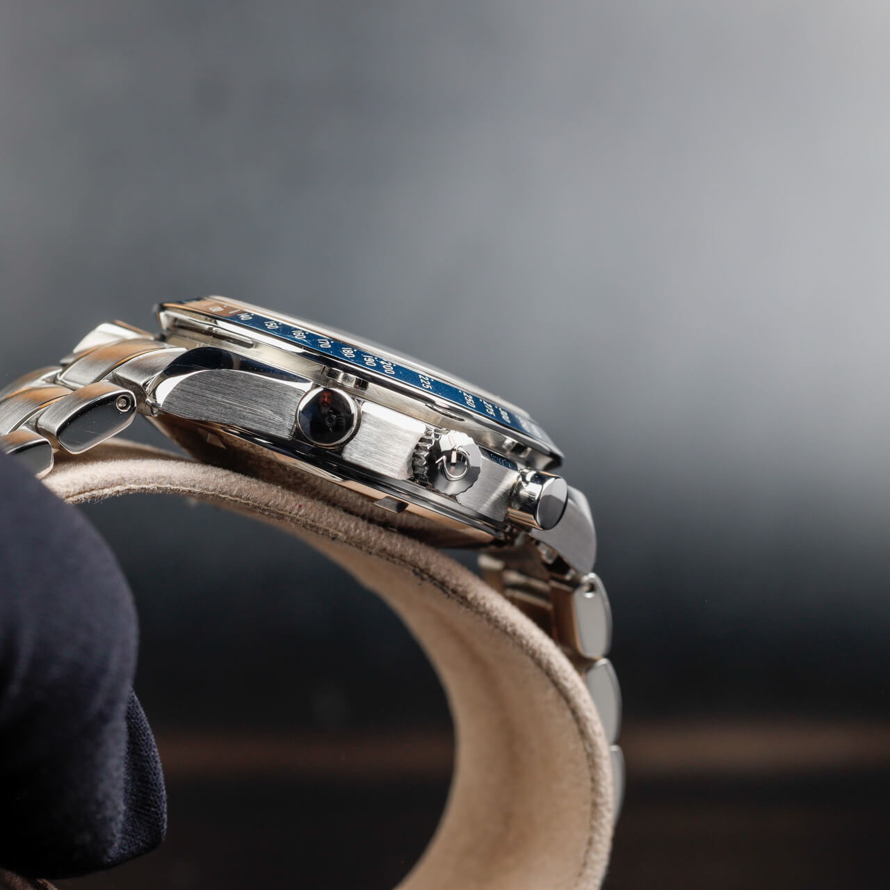 Exel Watches Speedmaster Date 7