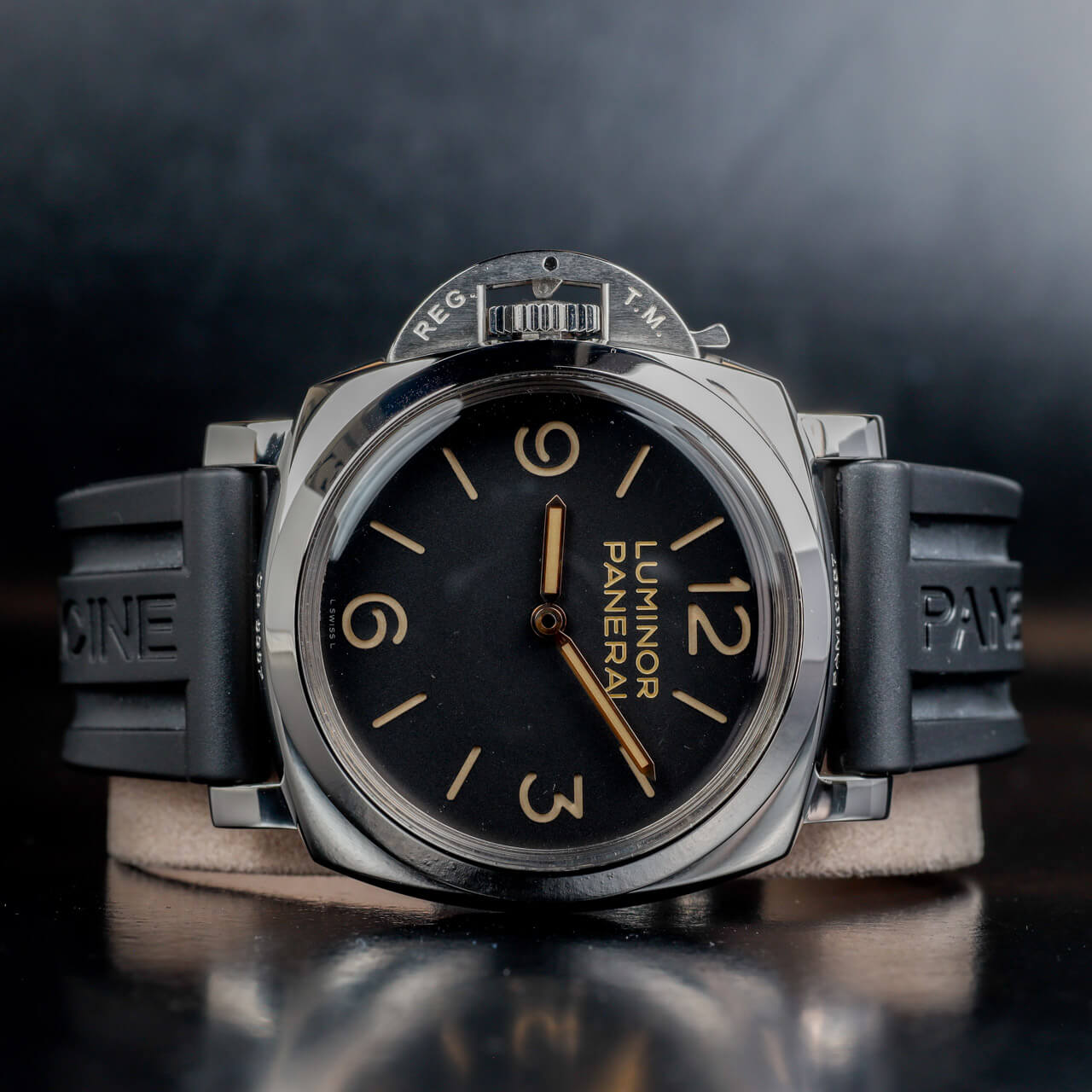 Exel Watches Luminor 1950 Left Handed 2