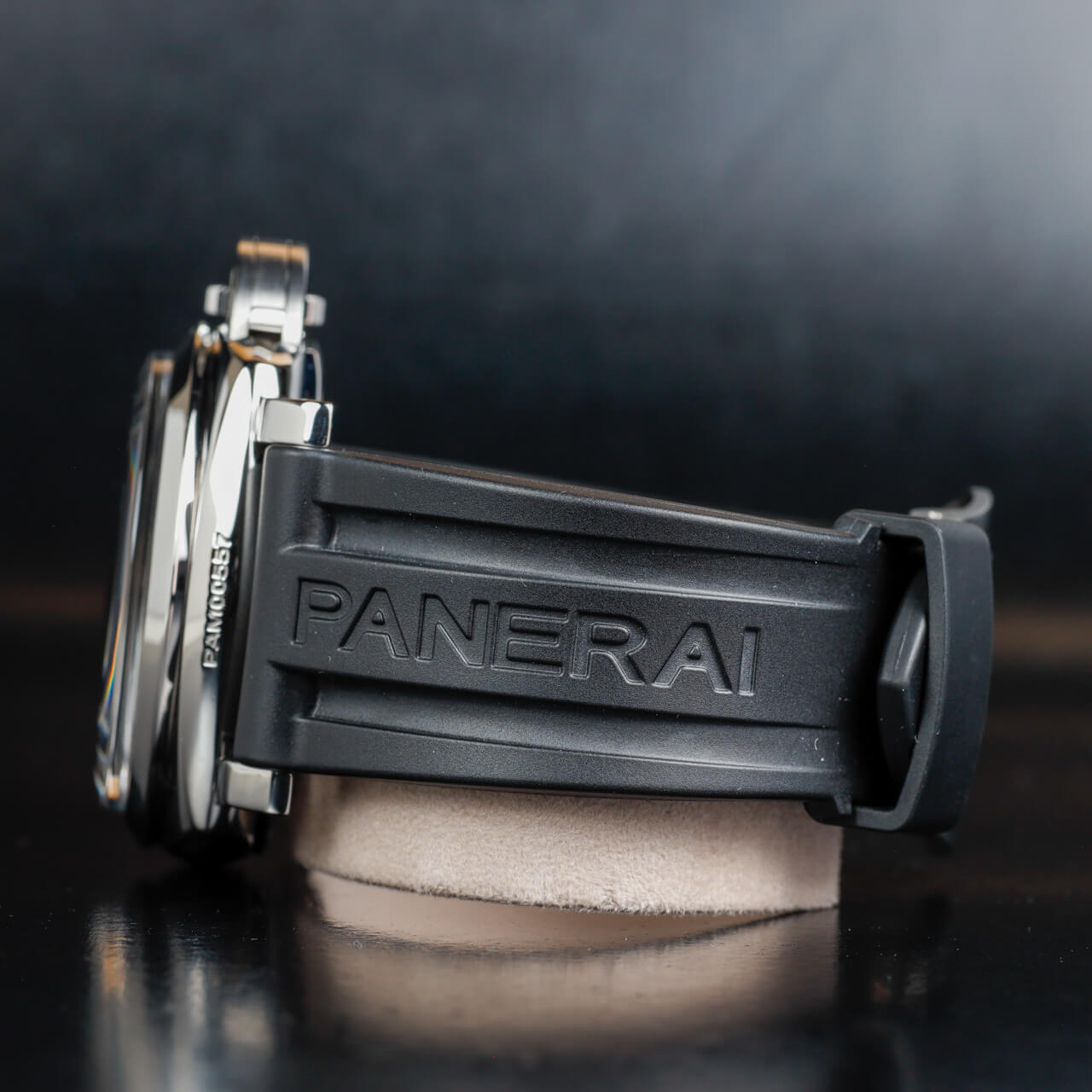 Exel Watches Luminor 1950 Left Handed 3