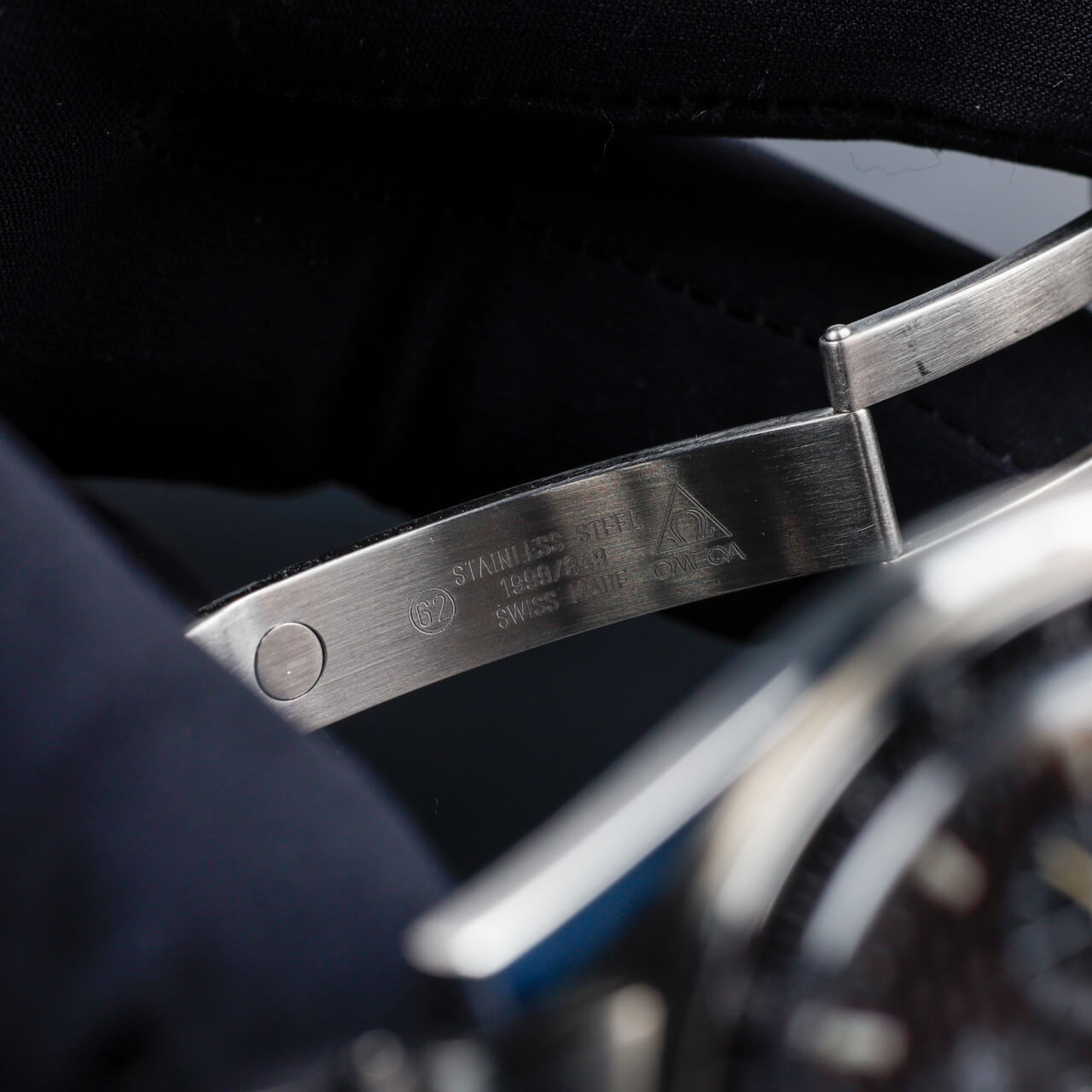 Oméga Speedmaster Racing acier 12