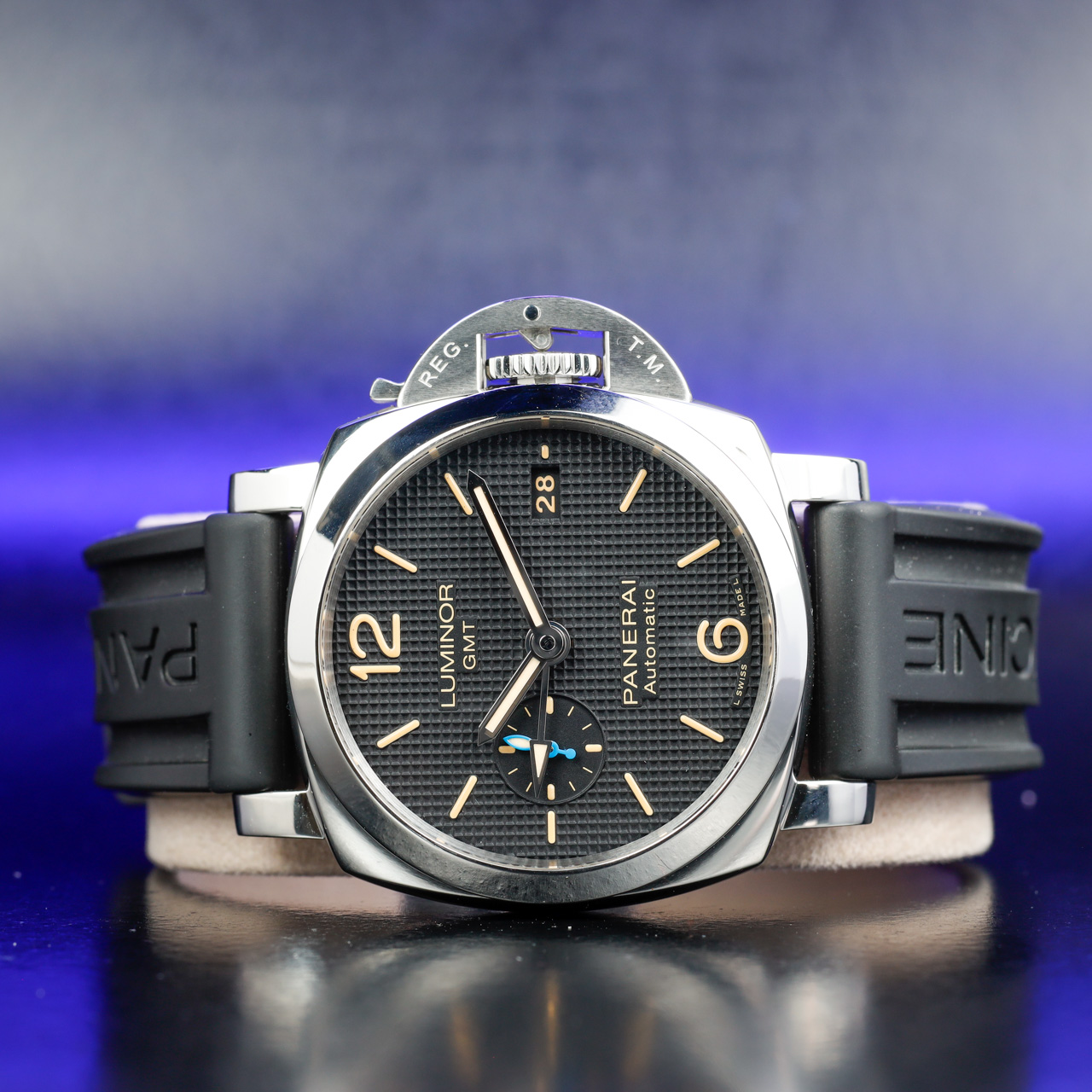Panerai Luminor 1950 3 Days Gmt Automatic steel