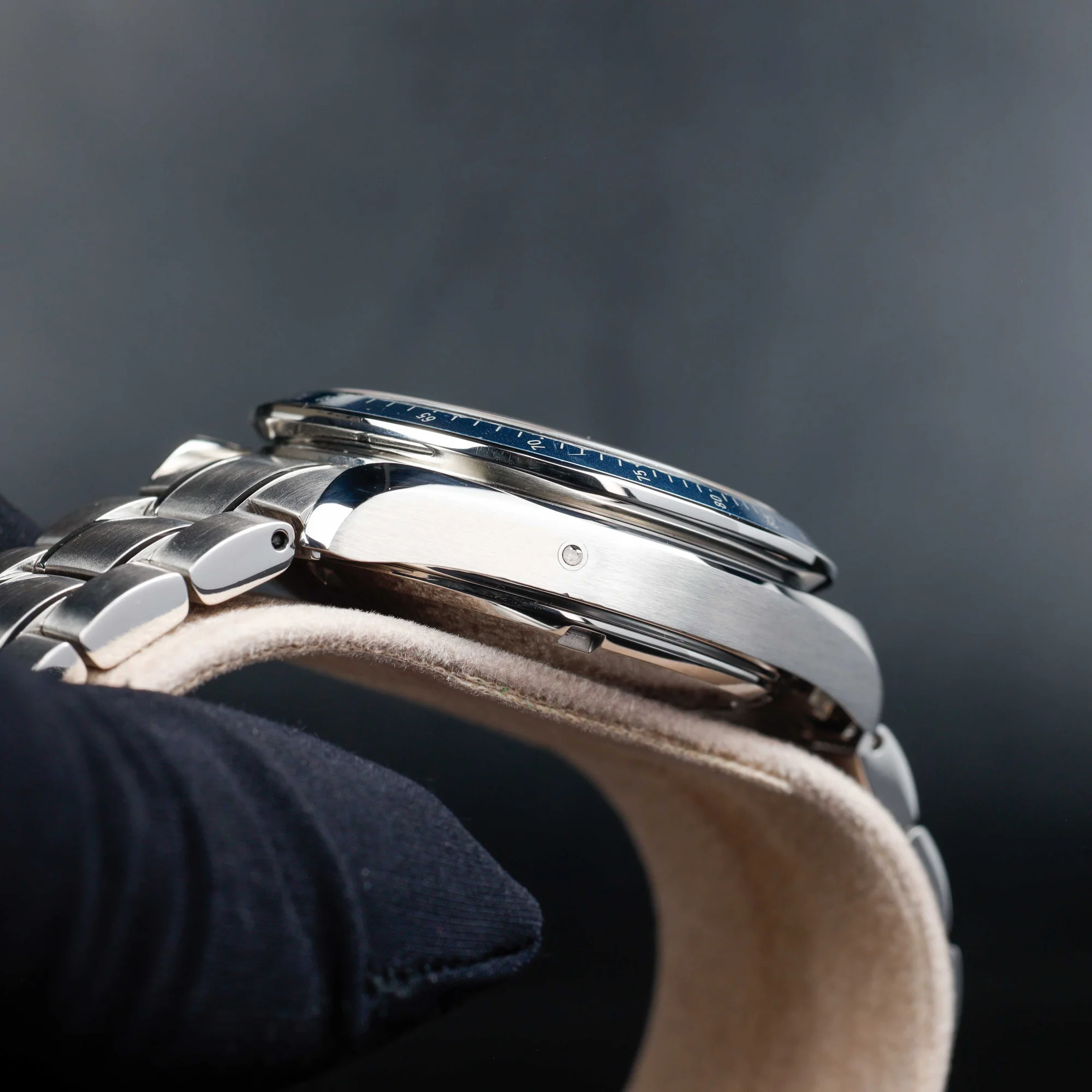 Omega Speedmaster Day-date steel 6