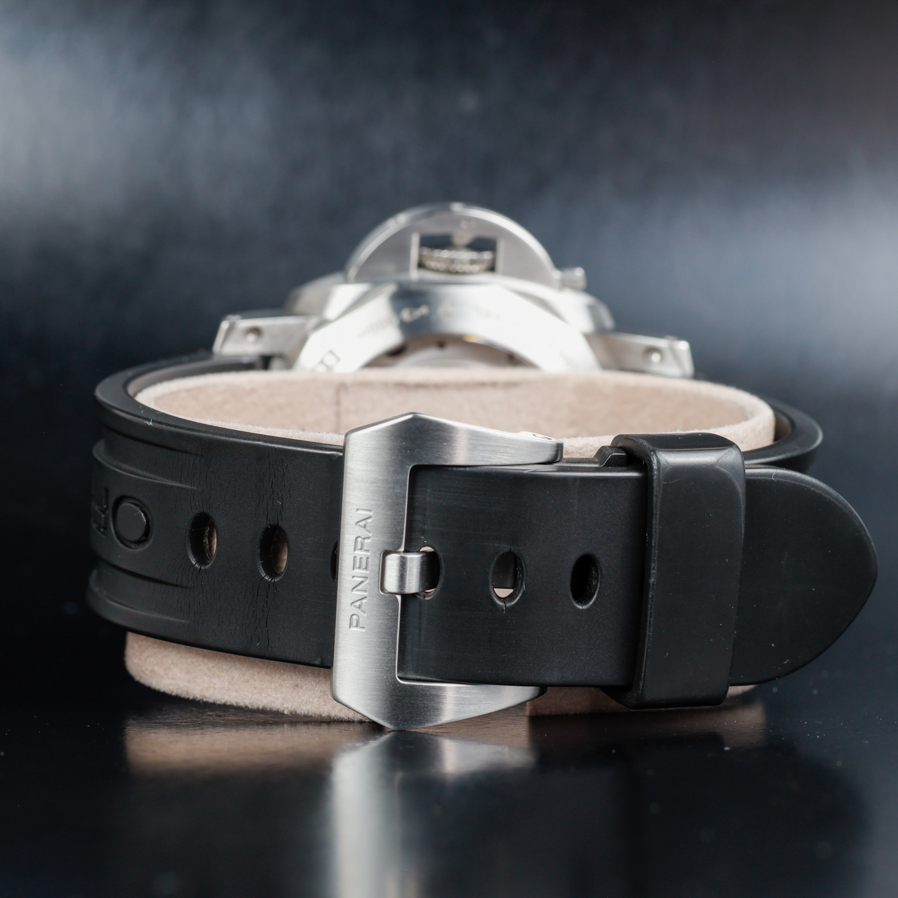 Panerai Luminor 1950 3 Days Gmt Power Reserve Automatic acier 4