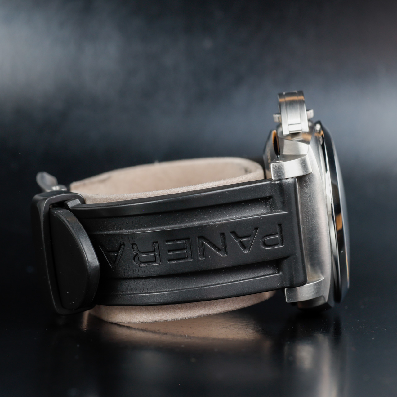 Panerai Luminor 1950 3 Days Gmt Power Reserve Automatic acier 5