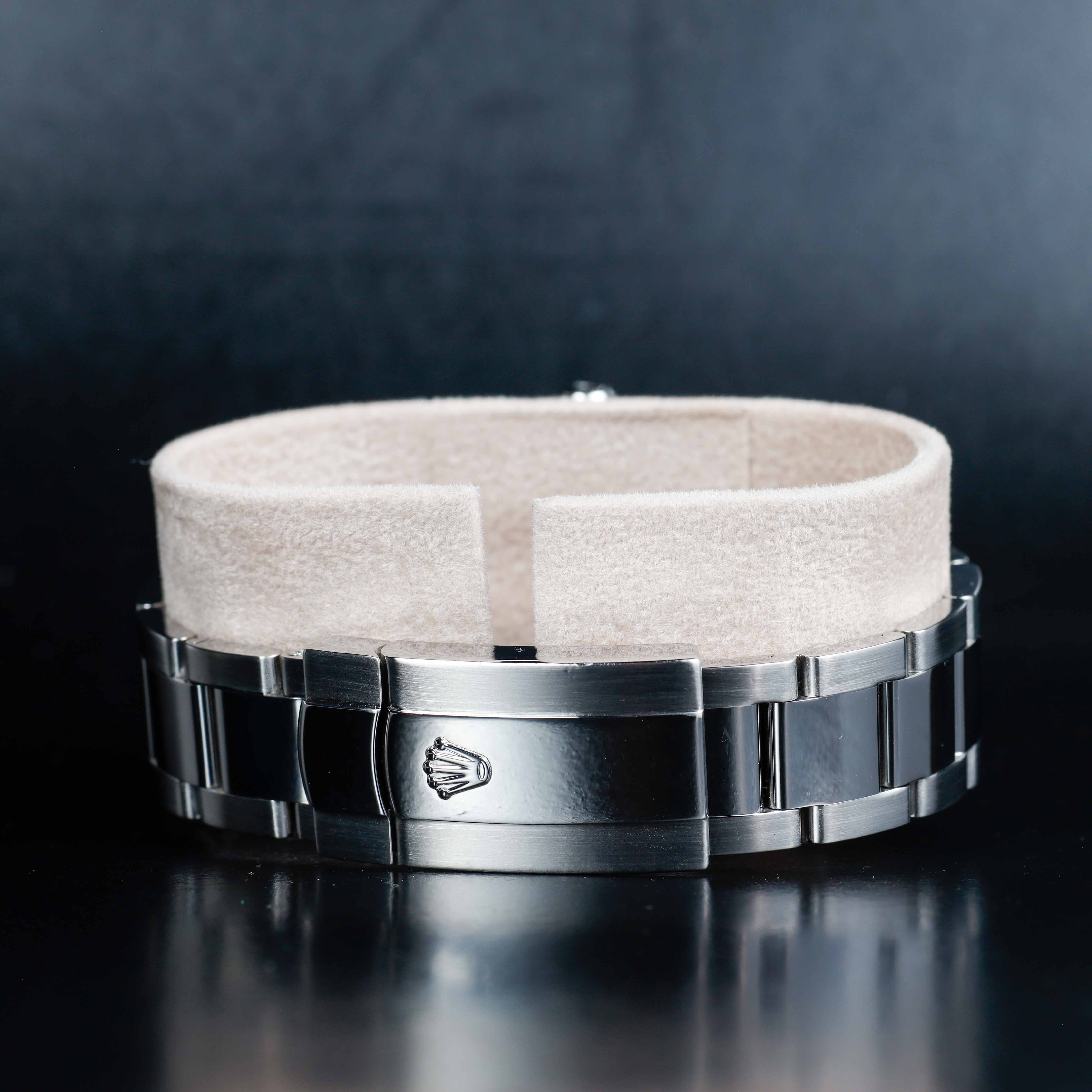 Rolex Oyster Perpetual Date 34 acier 4