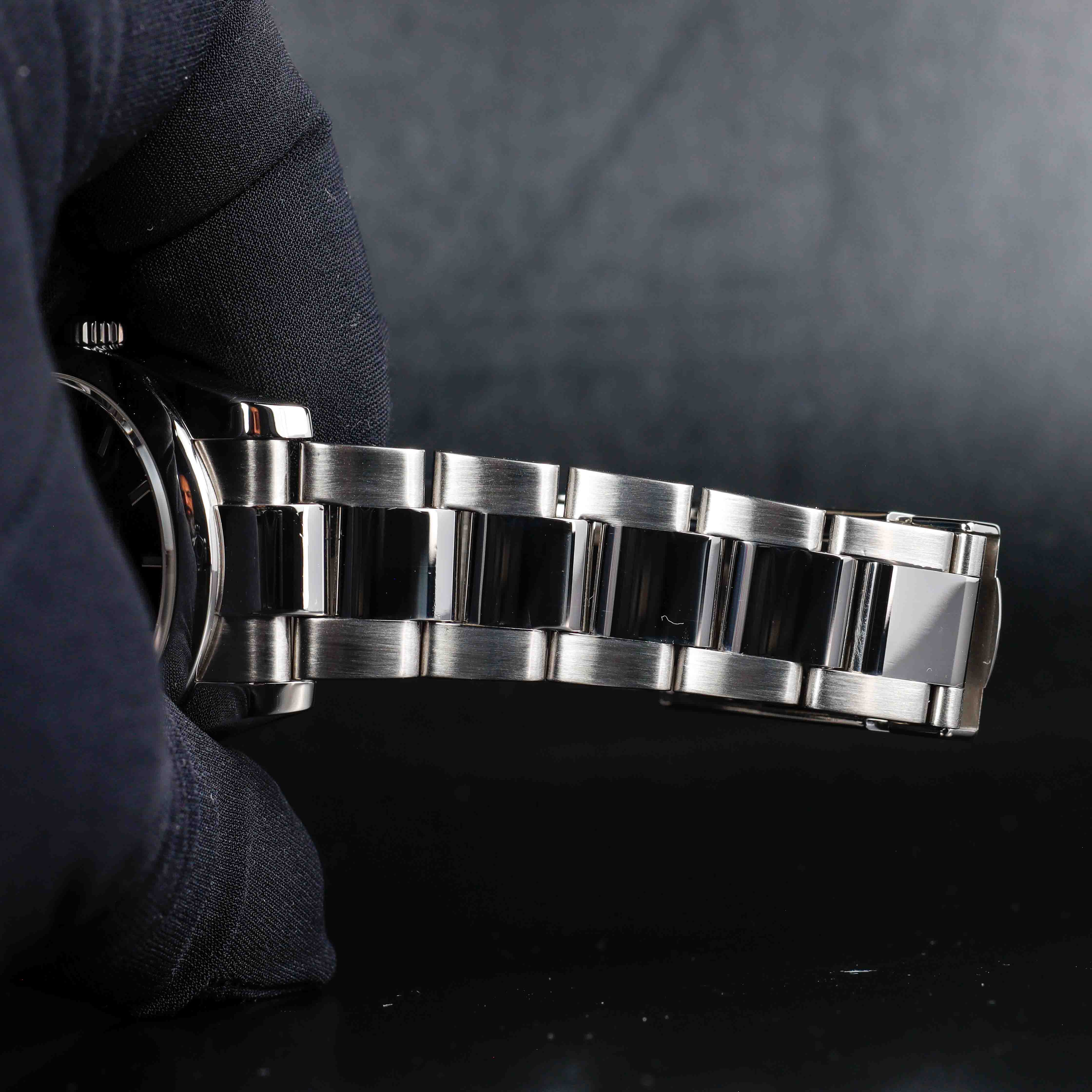 Rolex Oyster Perpetual Date 34 acier 9