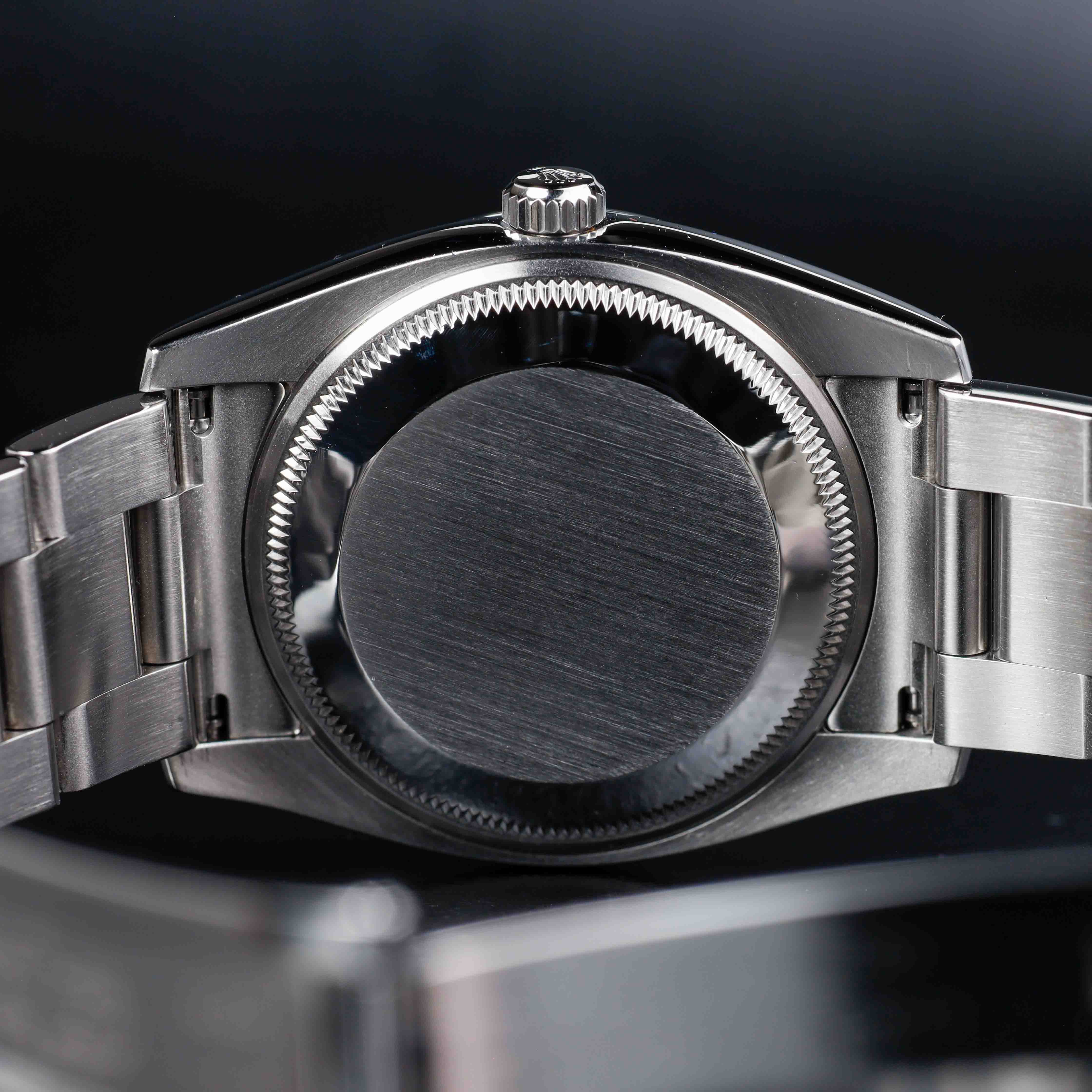 Rolex Oyster Perpetual Date 34 acier 11