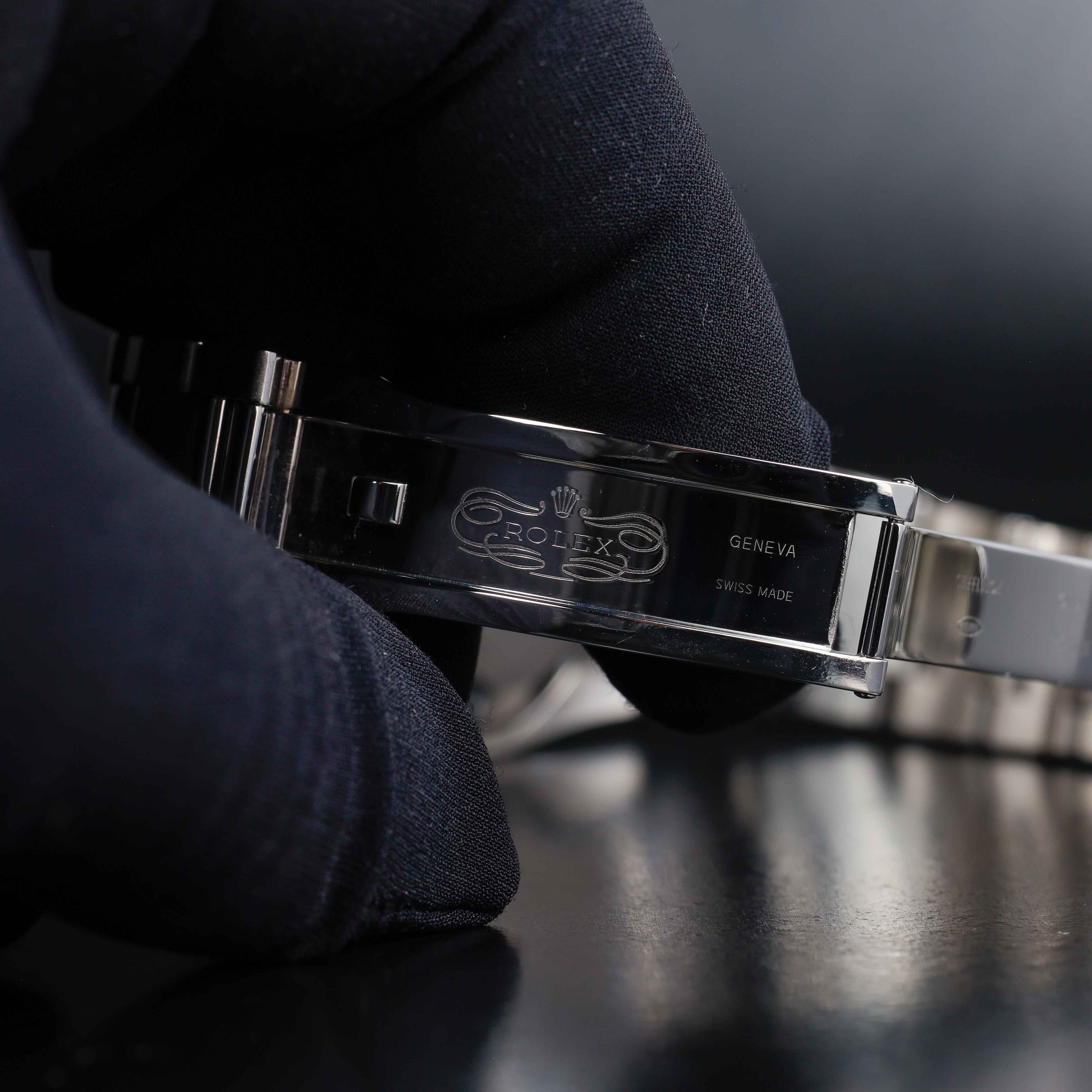 Rolex Oyster Perpetual Date 34 acier 12