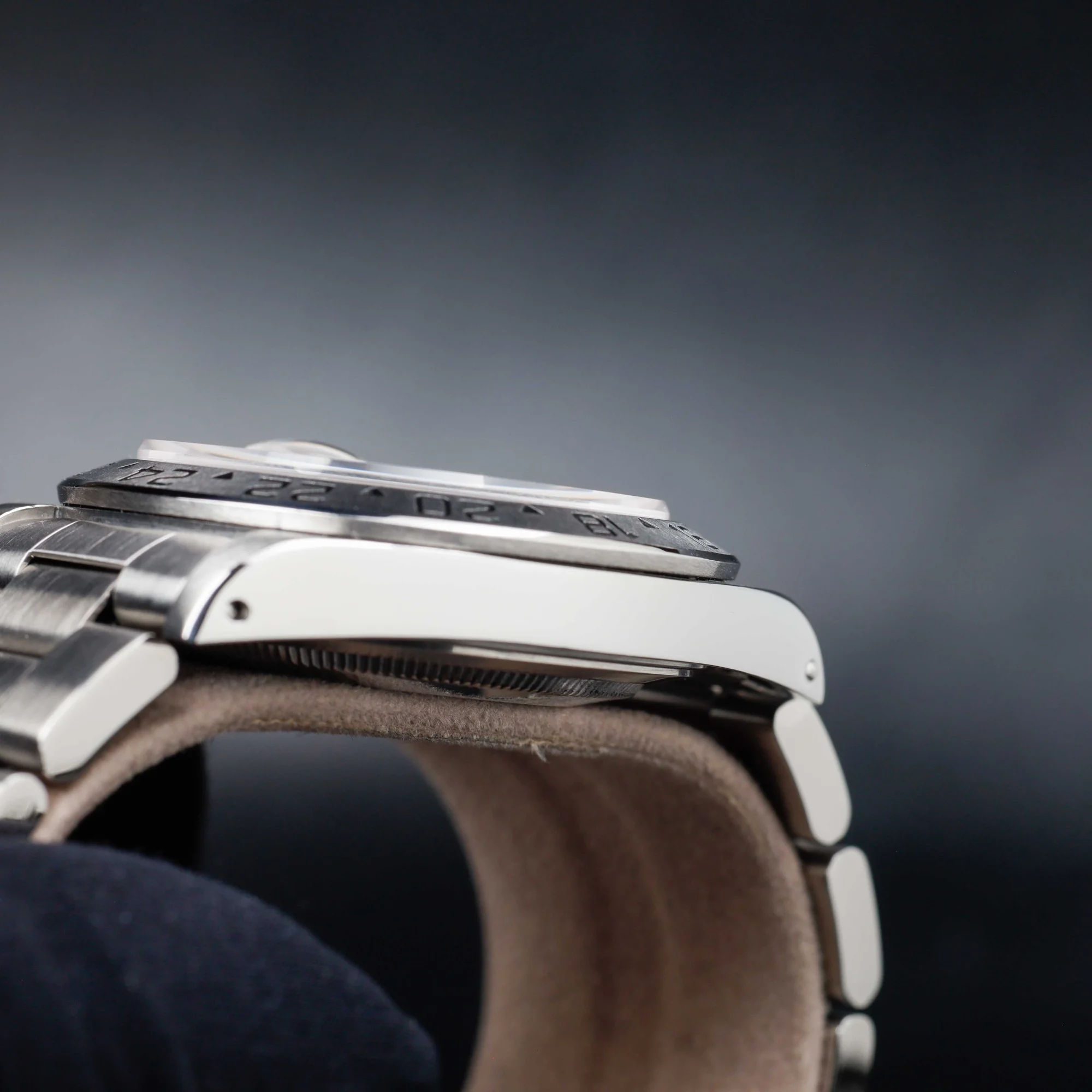 Rolex Explorer Ii steel/platinum 6