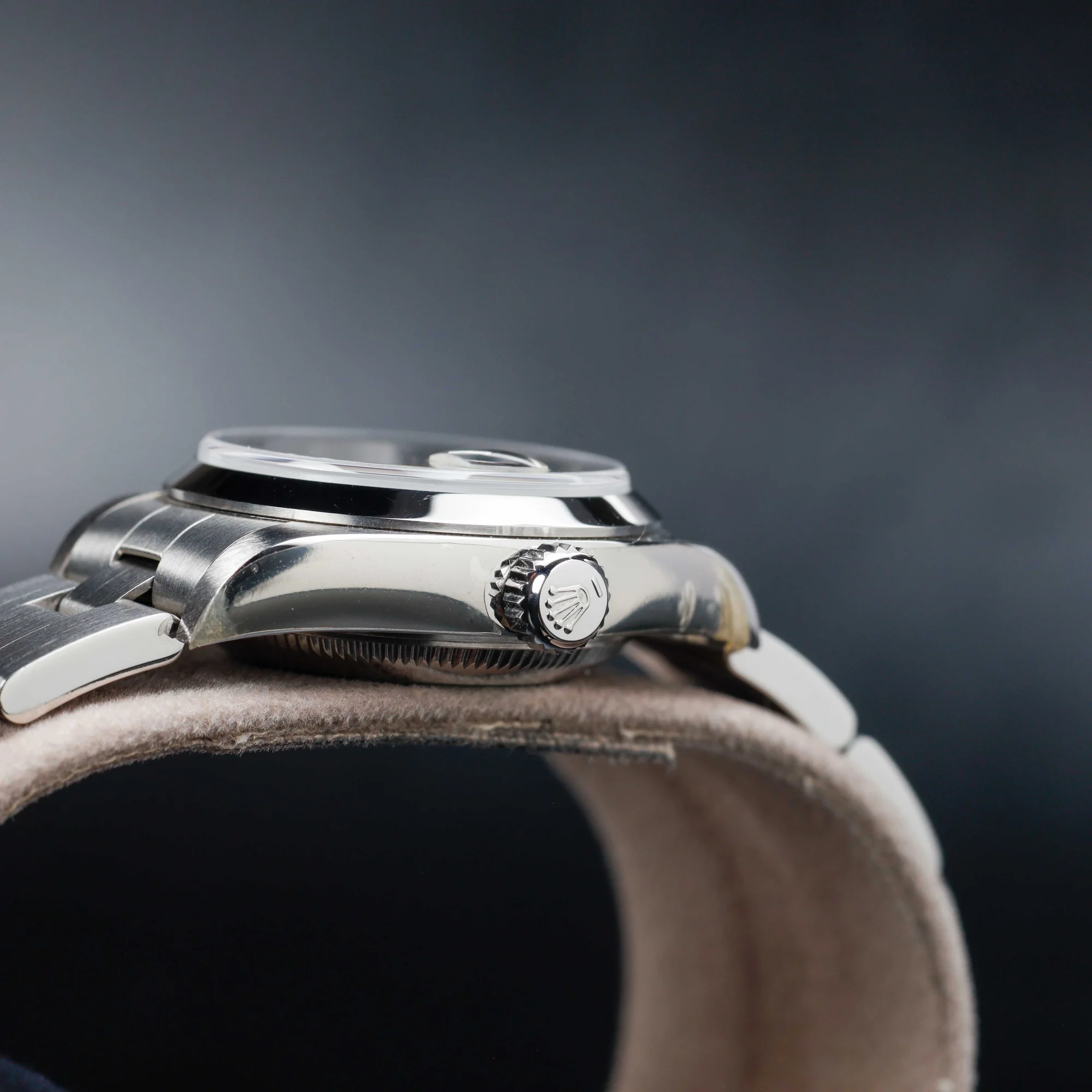 Rolex Oyster Perpetual Lady-date 26 nos Condition. acier 7