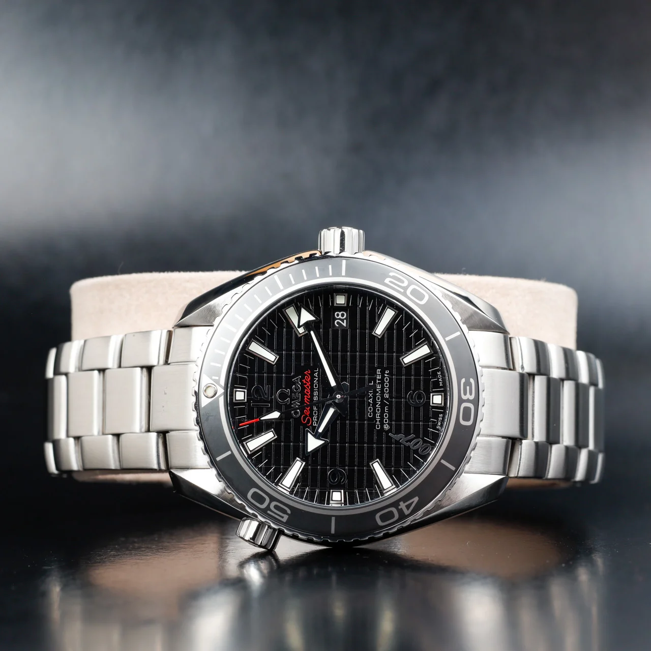 Omega Seamaster Planet Ocean 600m Skyfall 007 Limited Edition acciaio 2