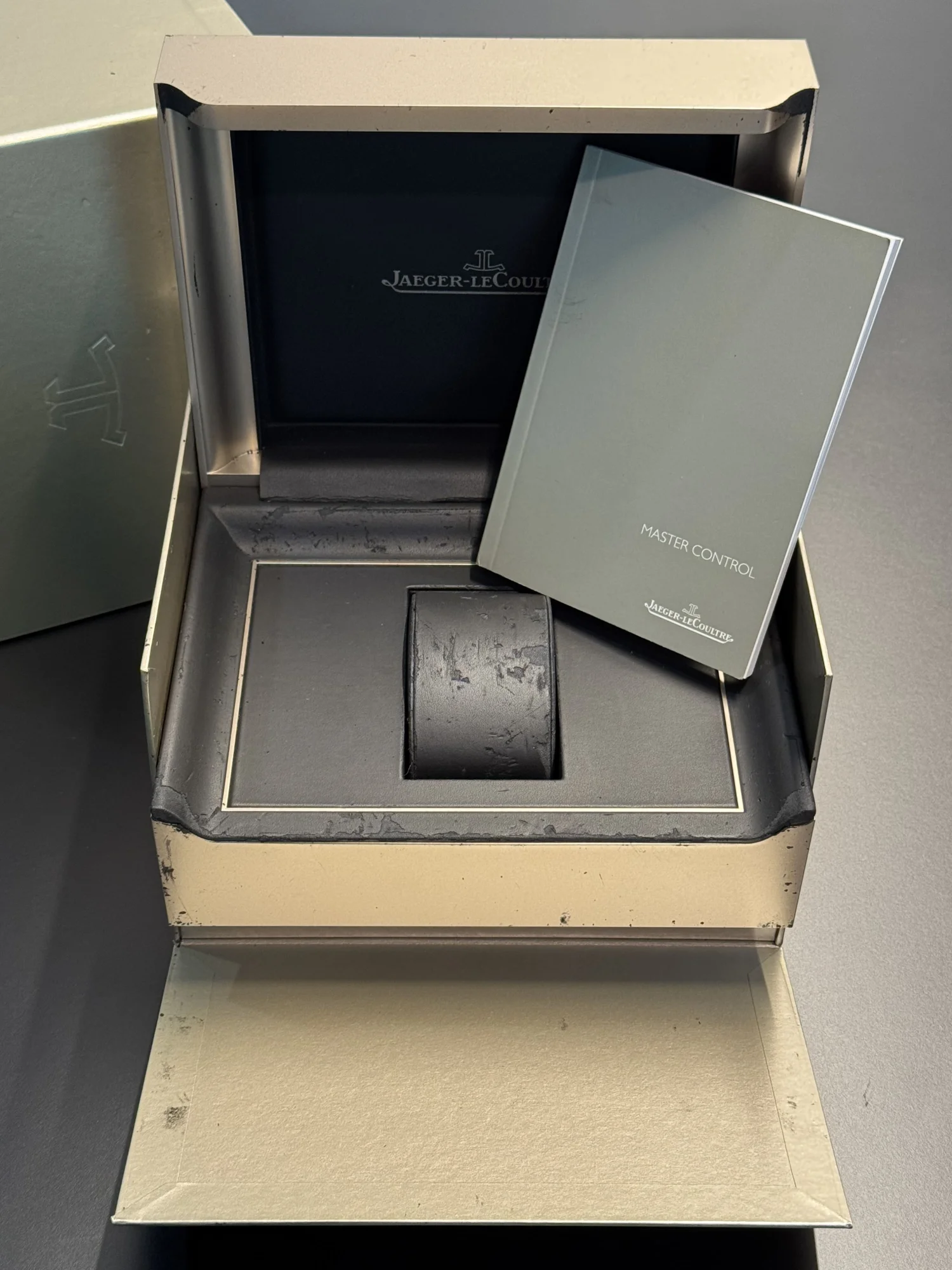 Jaeger-LeCoultre Memovox Master Control stahl 13