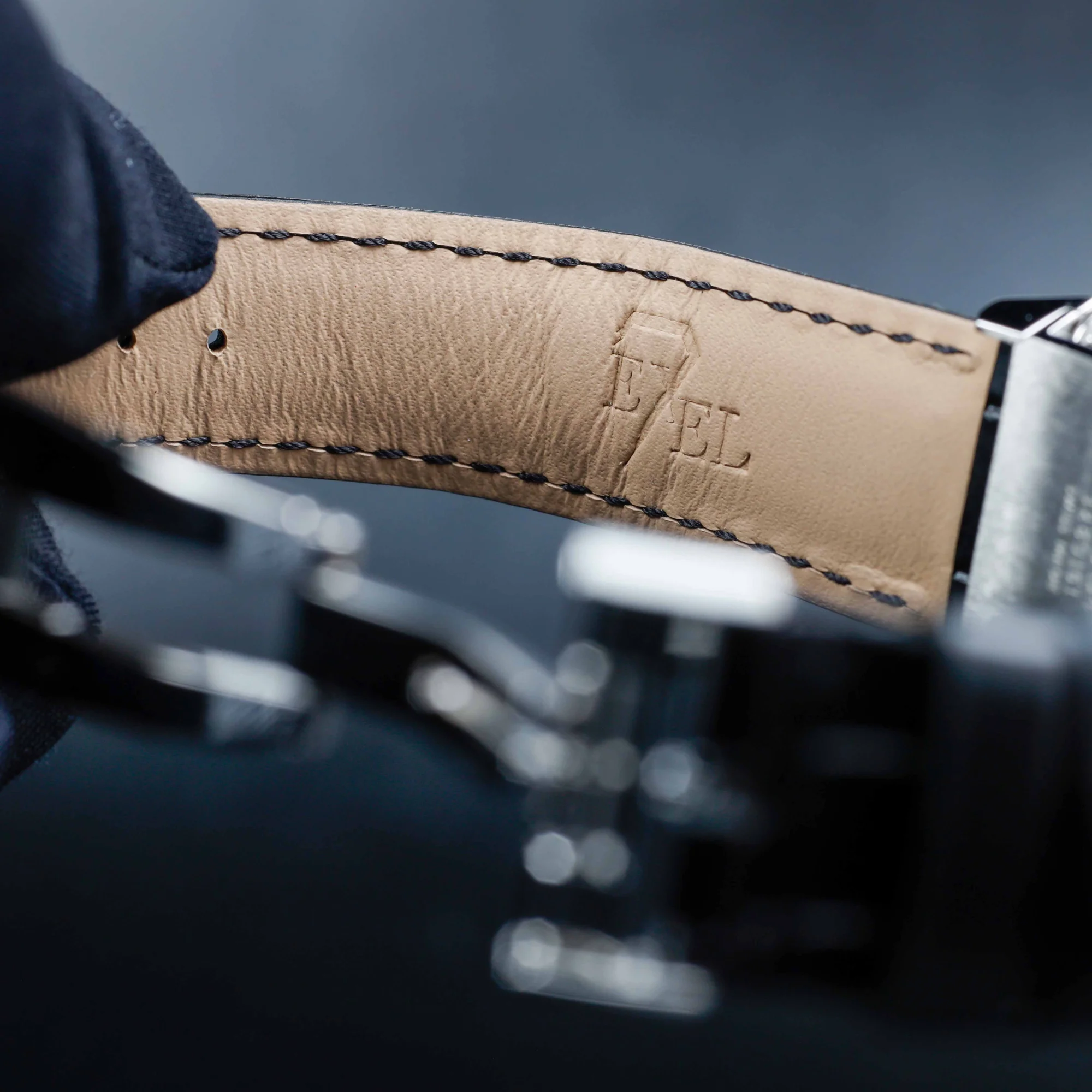 Jaeger-LeCoultre Reverso Classic Medium Duet acier 11