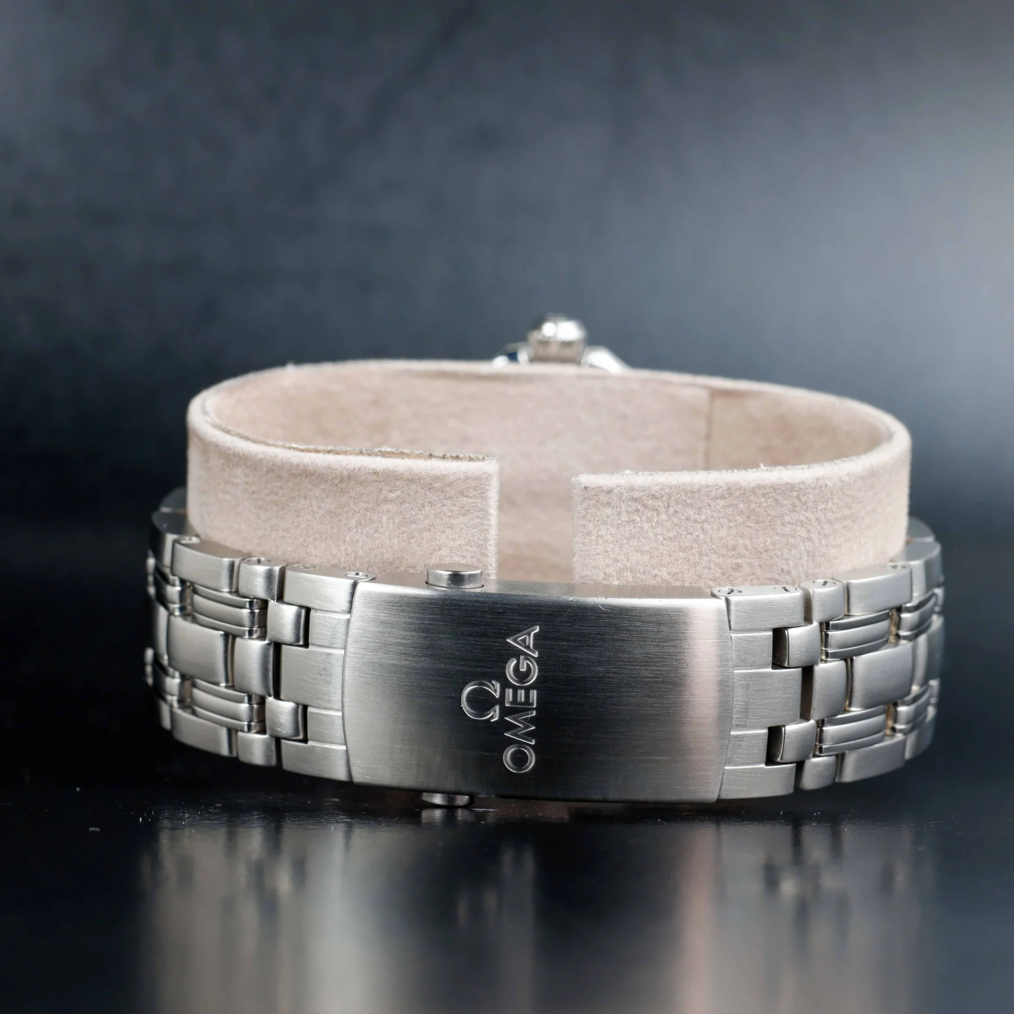 Omega Seamaster Diver 300m james Bond 50th Anniversary Limited Edition acciaio 4