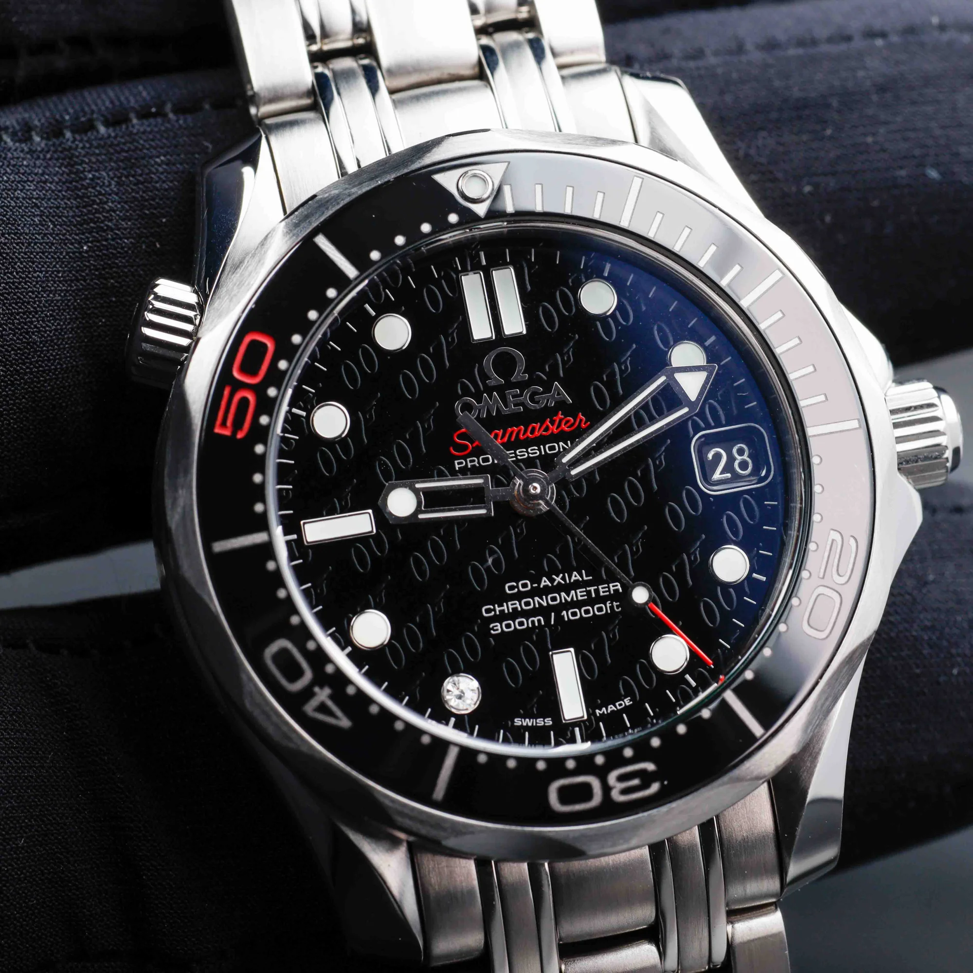 Omega Seamaster Diver 300m james Bond 50th Anniversary Limited Edition acciaio 9
