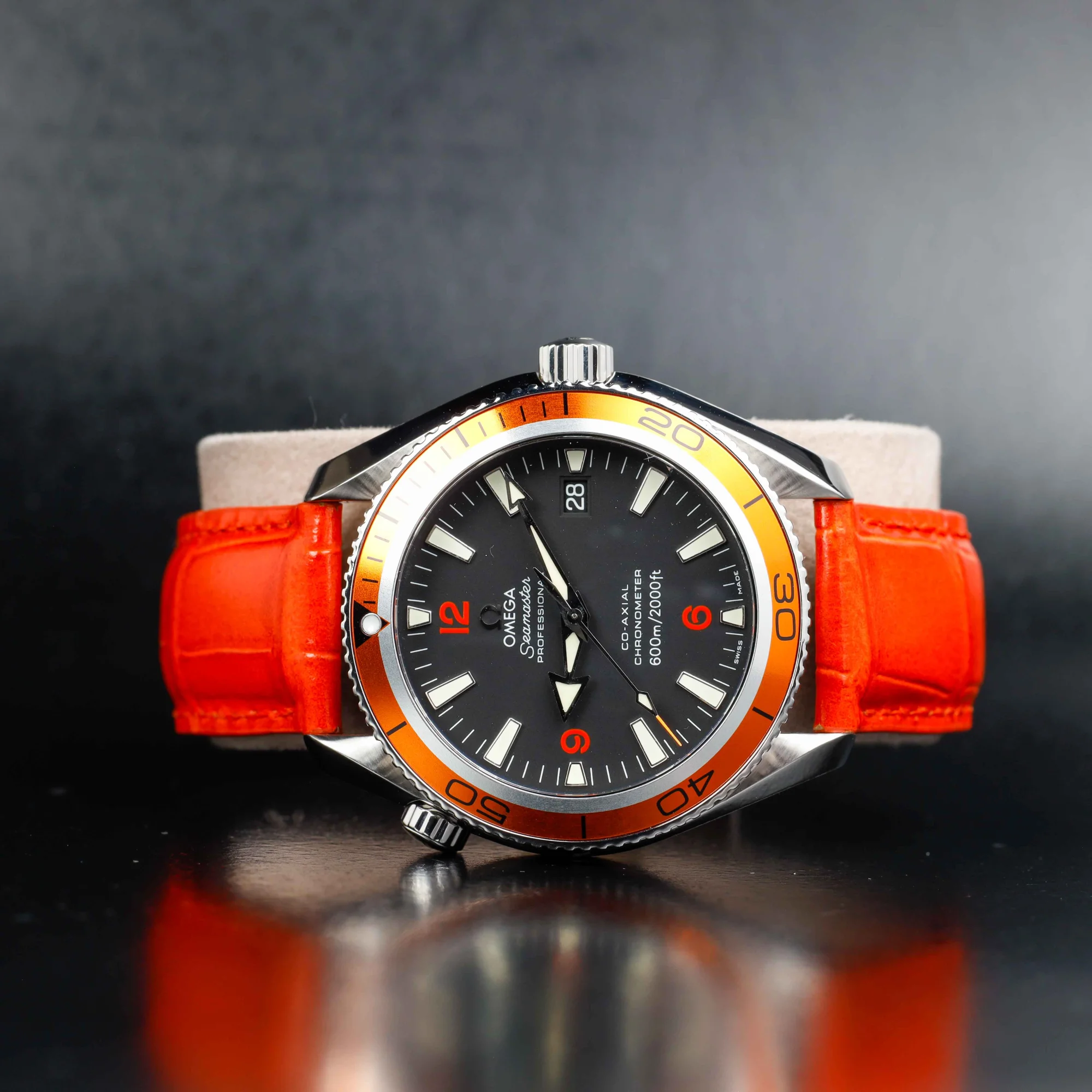 Omega Seamaster Planet Ocean acciaio 2