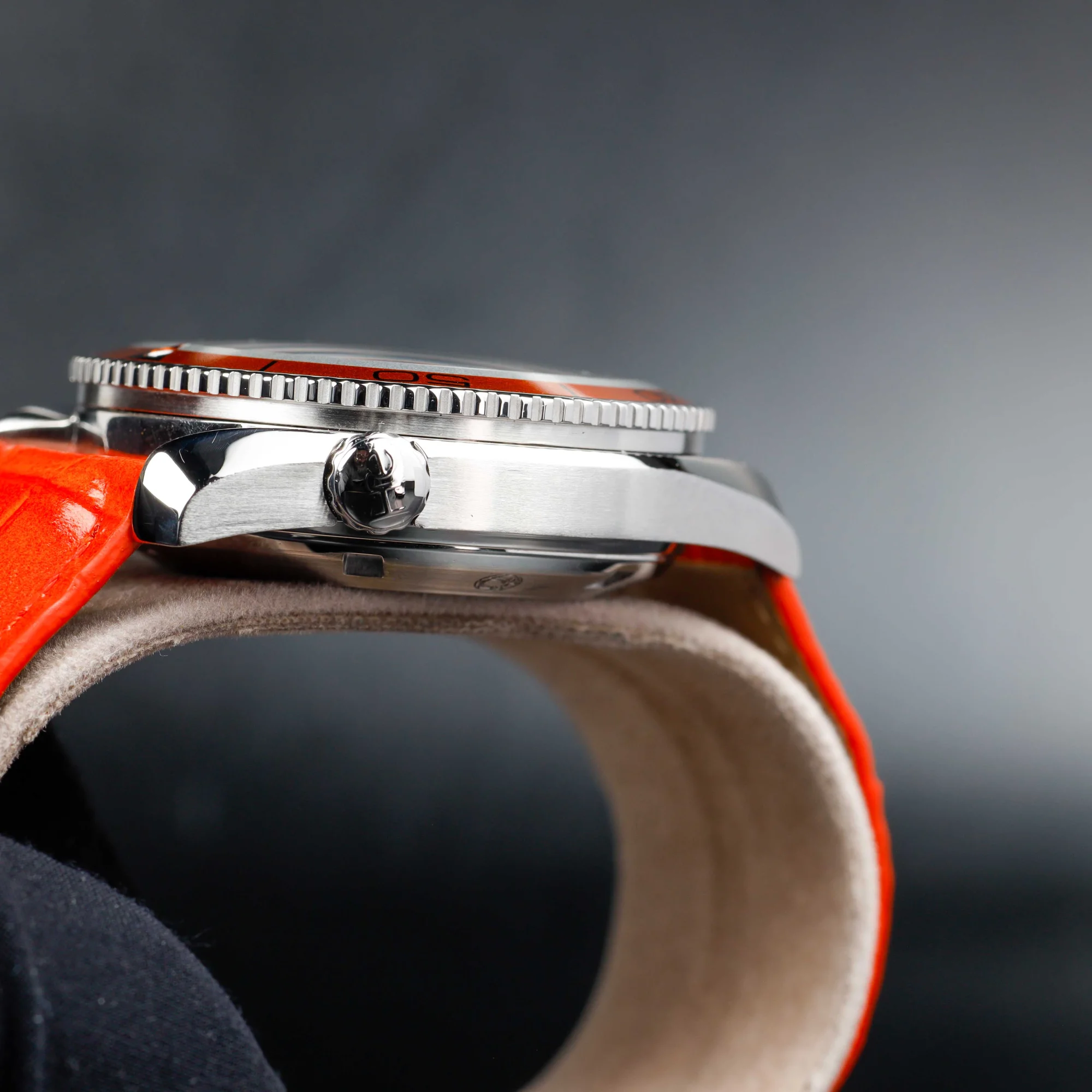 Omega Seamaster Planet Ocean acciaio 6