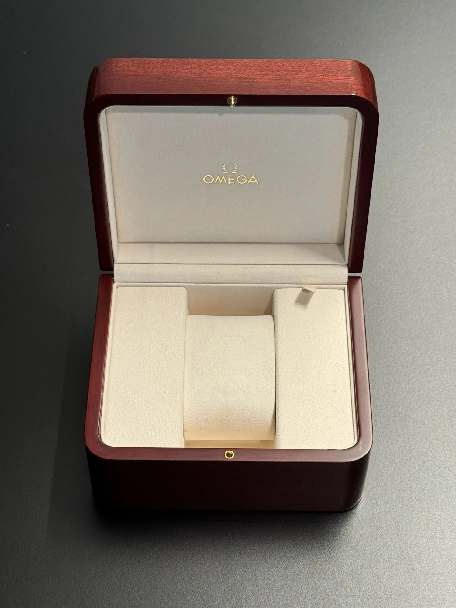 Oméga Speedmaster Day-date 39 acier 14