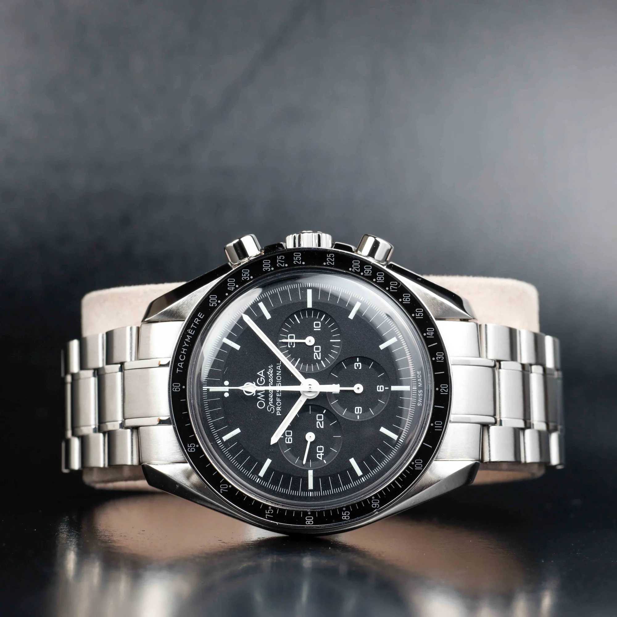 Oméga Speedmaster Moonwatch acier 2