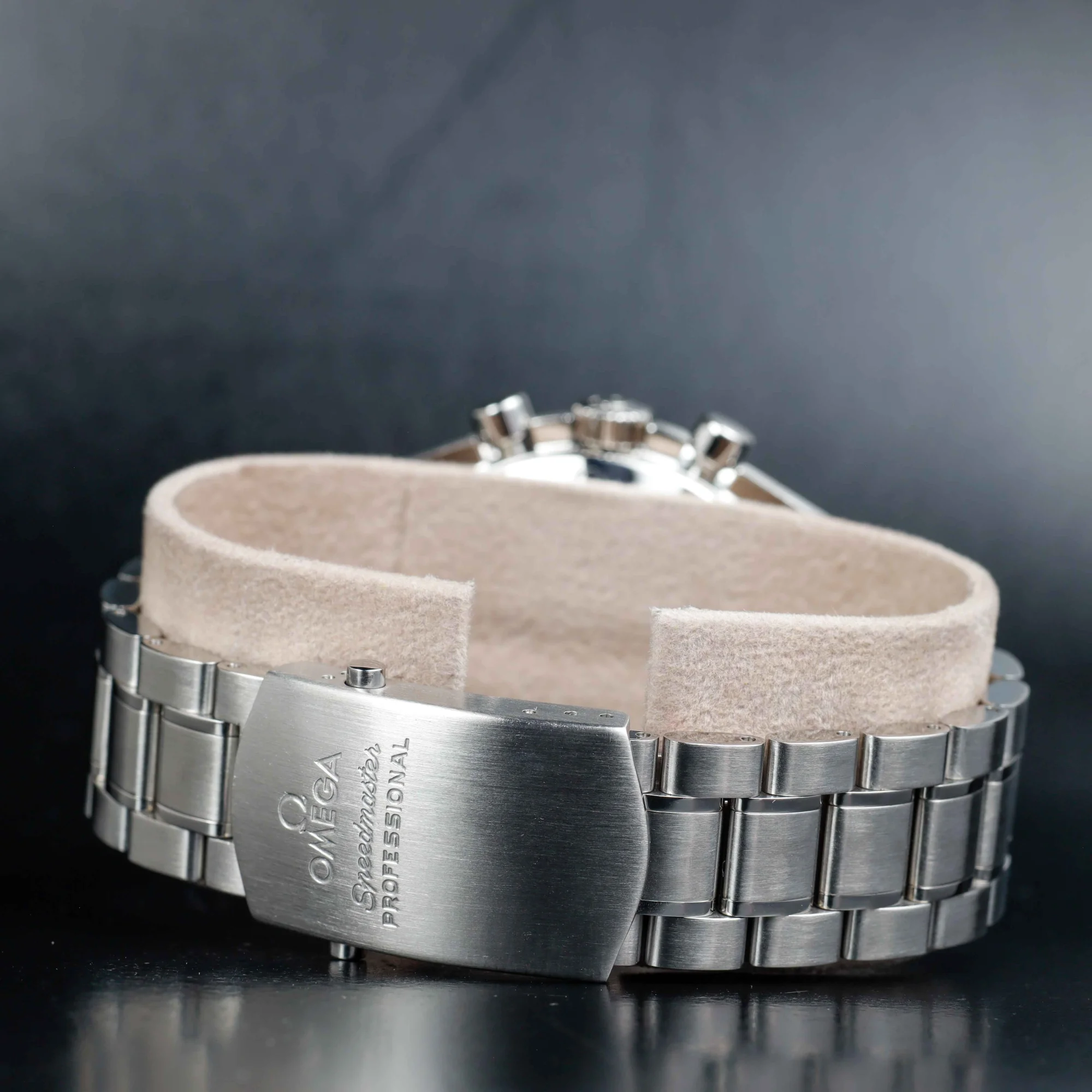 Oméga Speedmaster Moonwatch acier 4