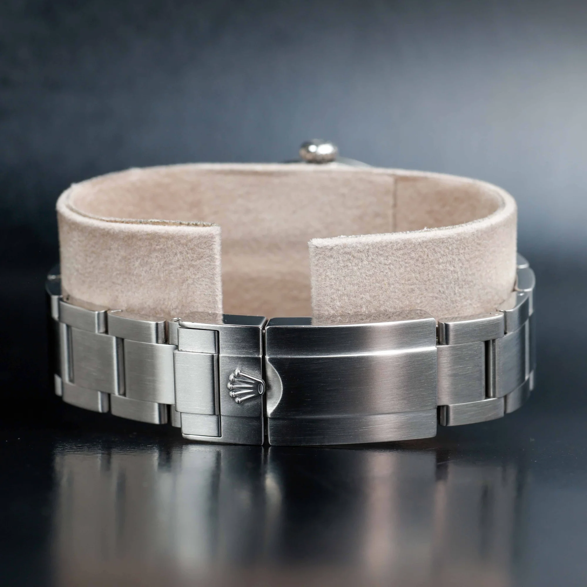 Rolex Explorer 39 acier 4