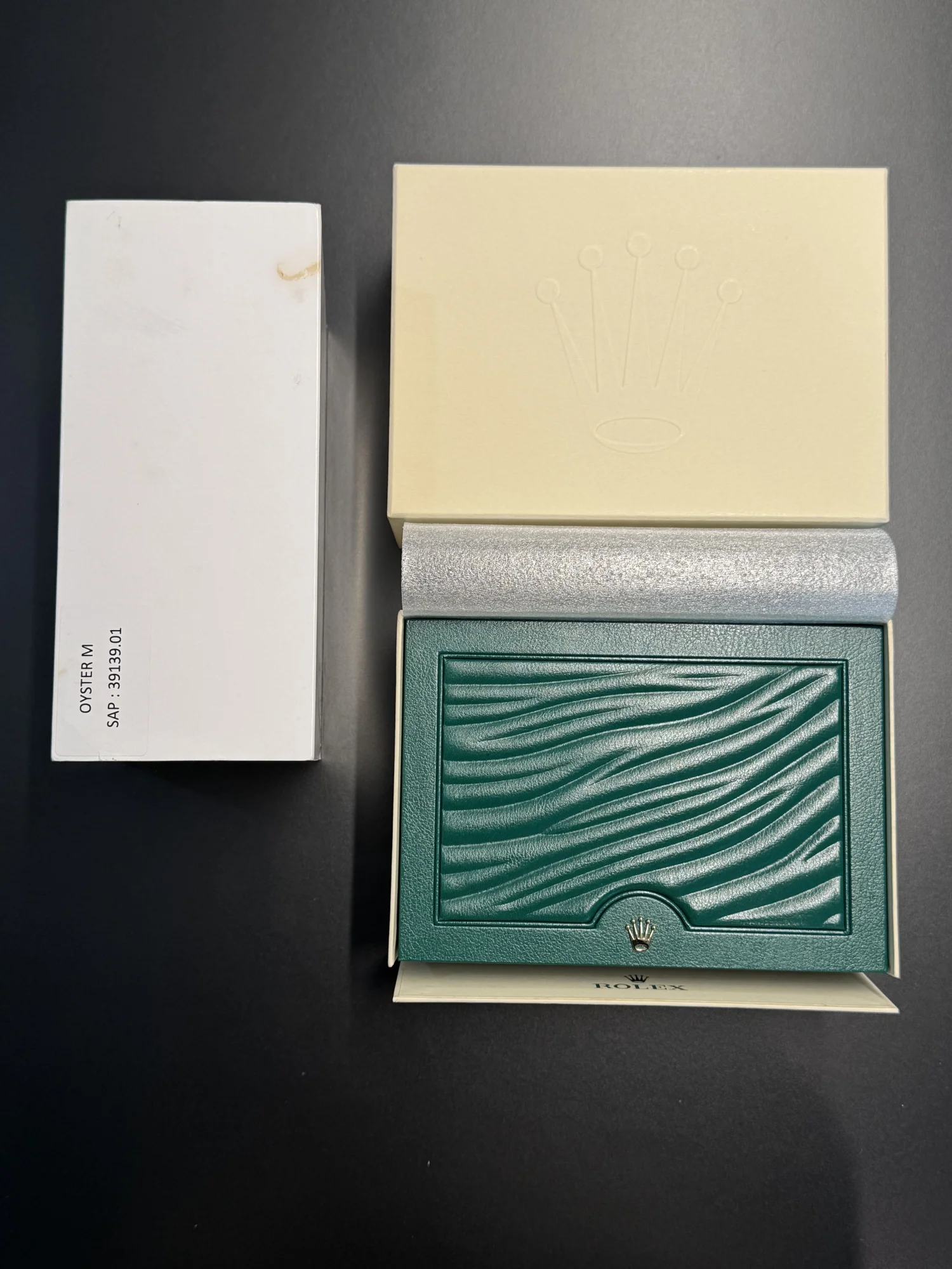 Rolex Explorer 39 acier 13