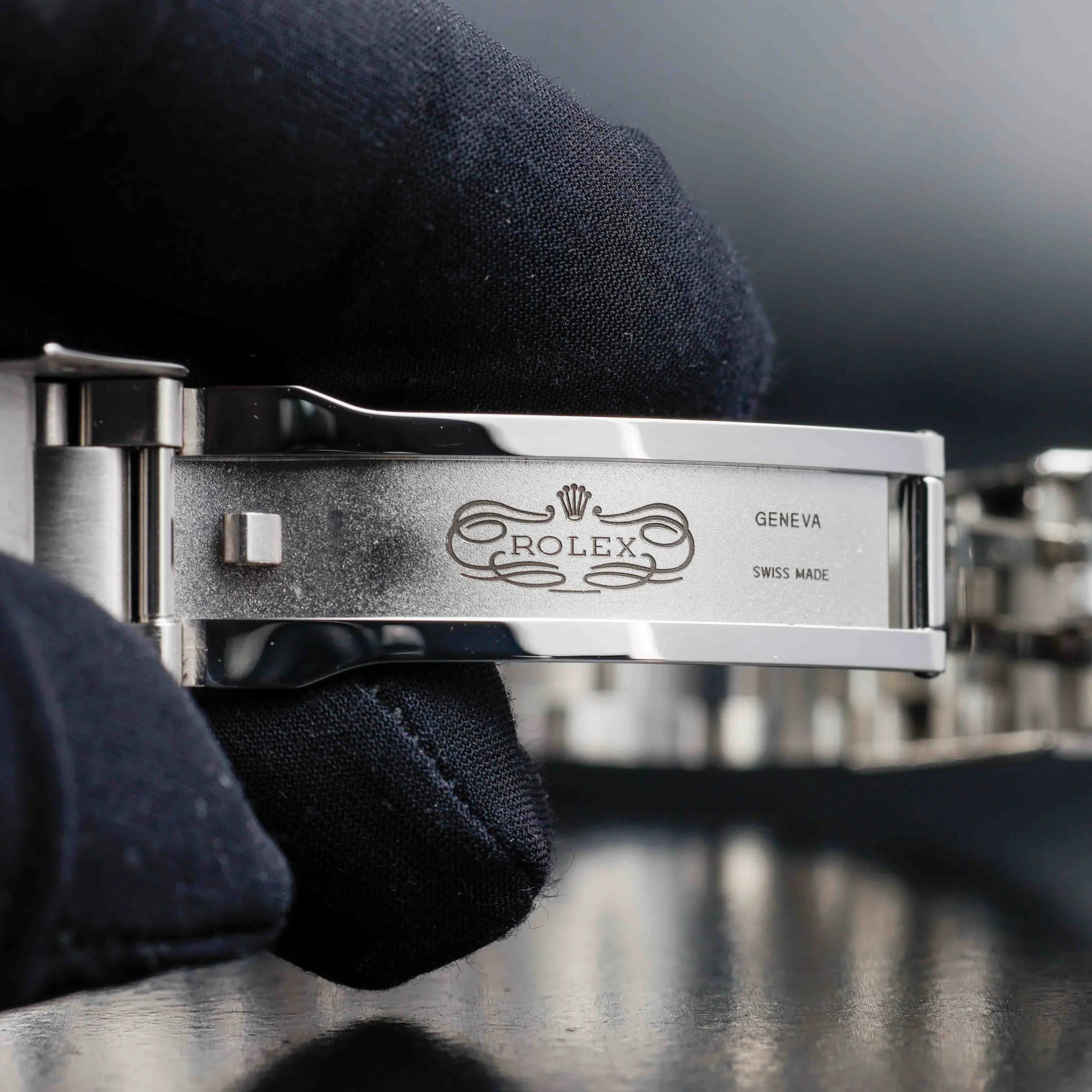 Rolex Explorer 39 acier 12