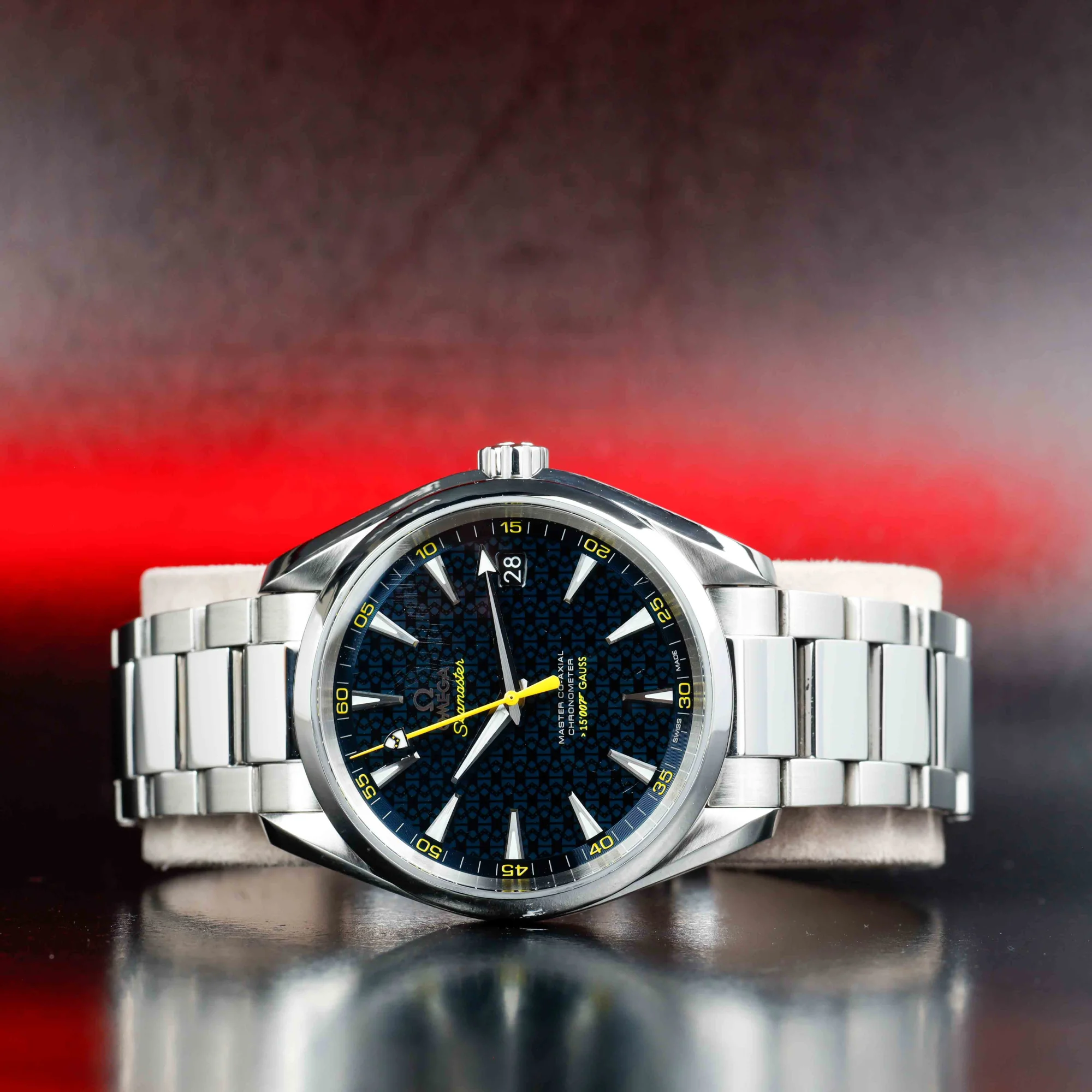 Omega Seamaster Aqua Terra 007 James Bond Limited Edition steel