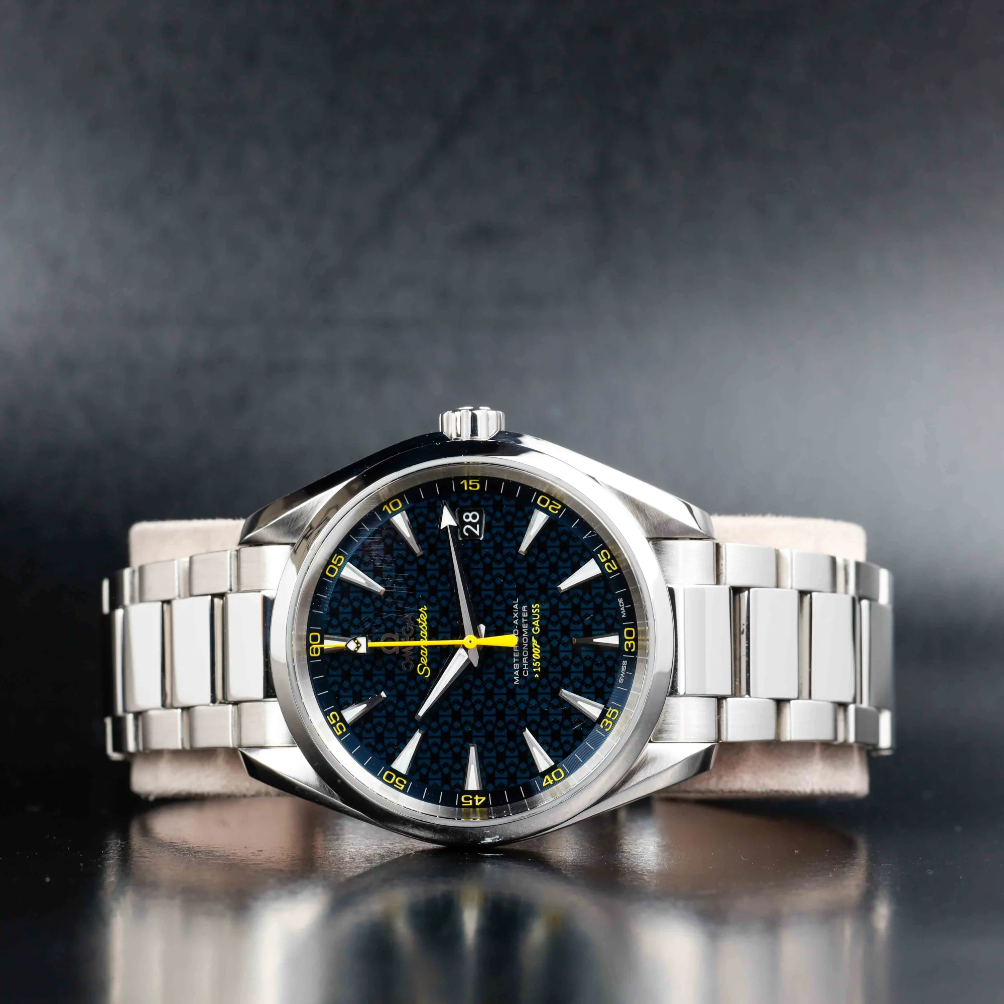 Omega Seamaster Aqua Terra 007 James Bond Limited Edition steel 2