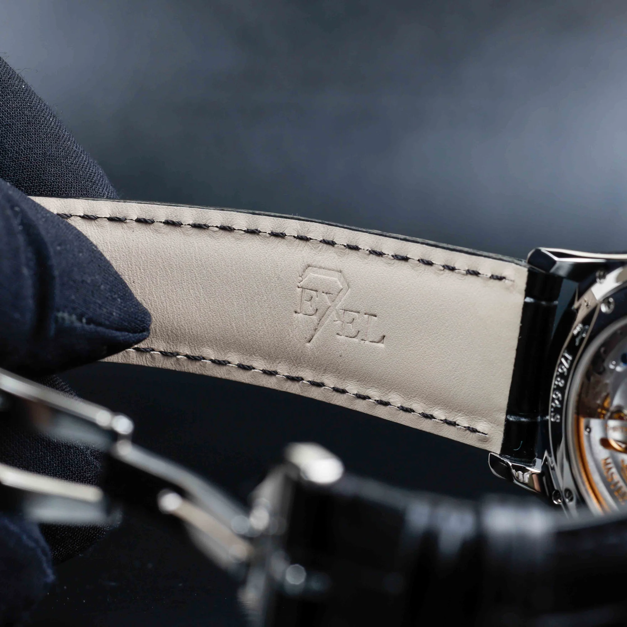 Jaeger-LeCoultre Master Ultra Thin Moon 39 steel 11