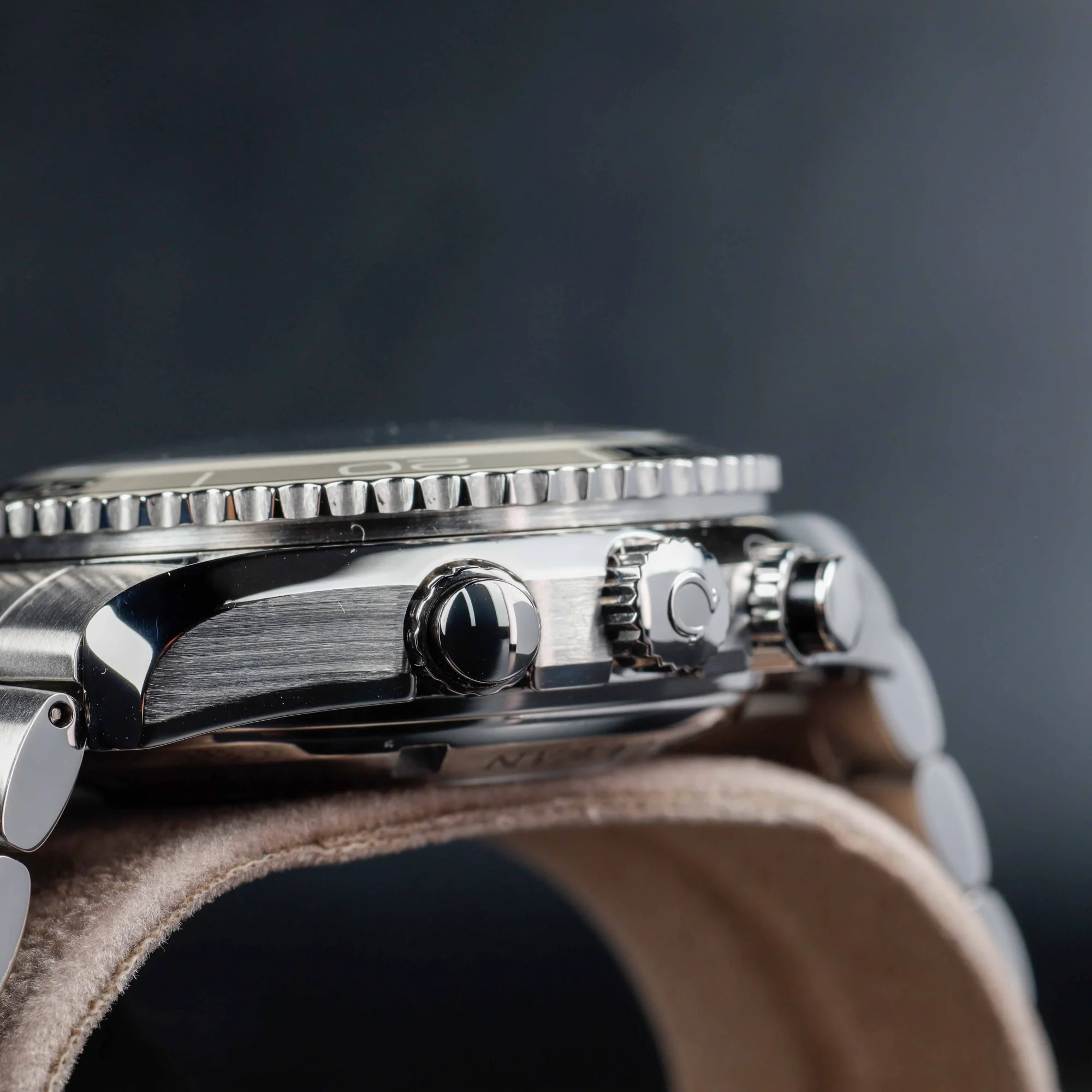 Oméga Seamaster Planet Ocean Chronographe acier 7