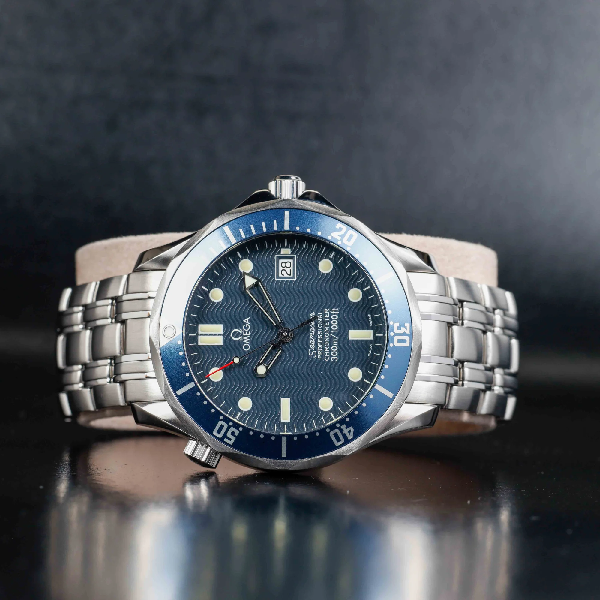 Oméga Seamaster acier 2