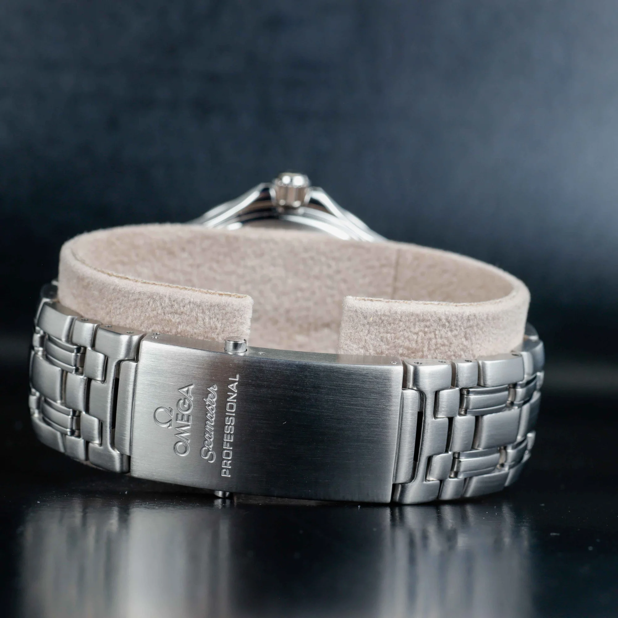 Oméga Seamaster acier 4