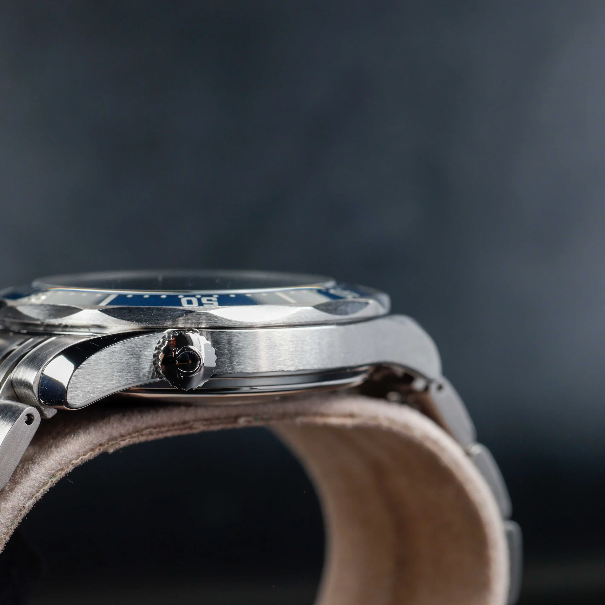 Oméga Seamaster acier 6
