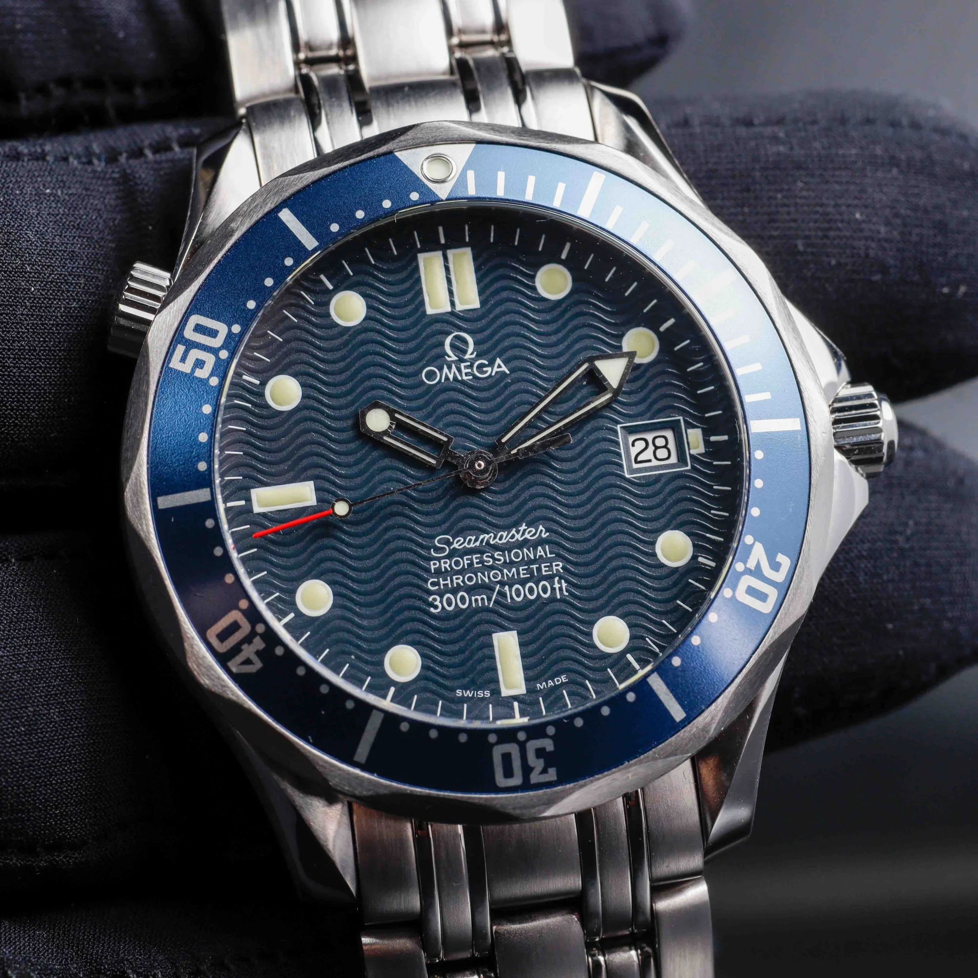 Oméga Seamaster acier 10