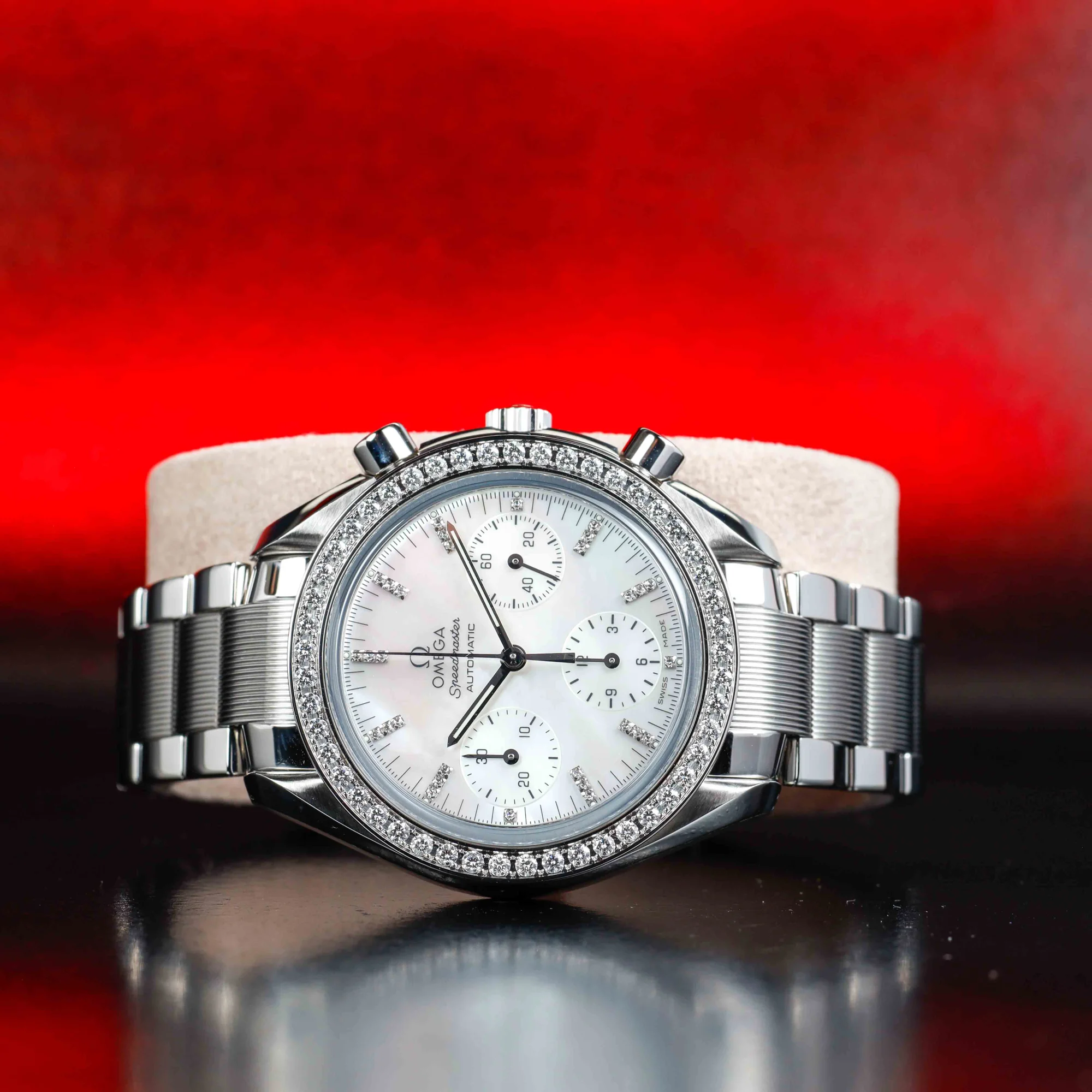 Oméga Speedmaster Avec Personnalisation En Diamants Naturels acier