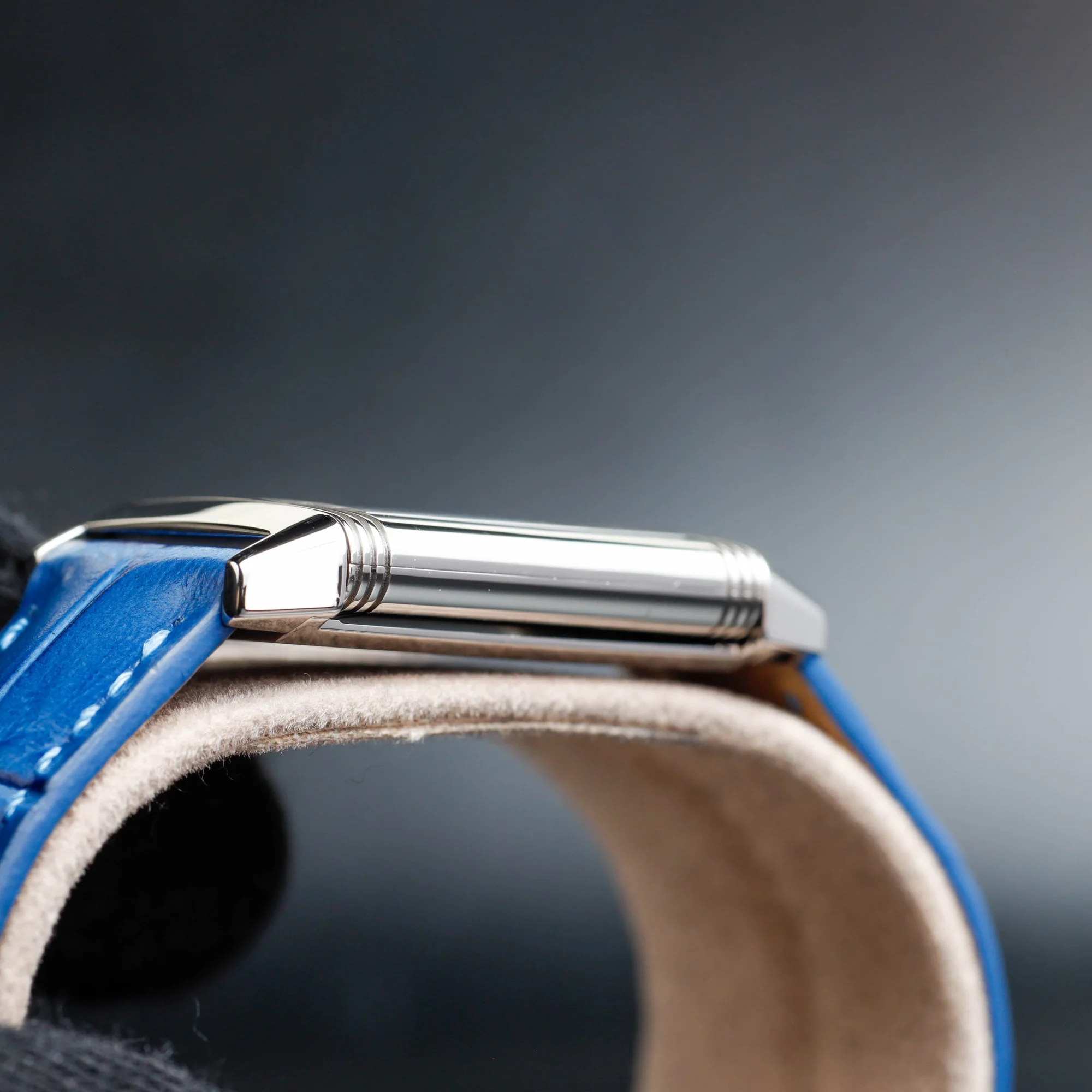 Jaeger-LeCoultre Reverso Classique steel 6